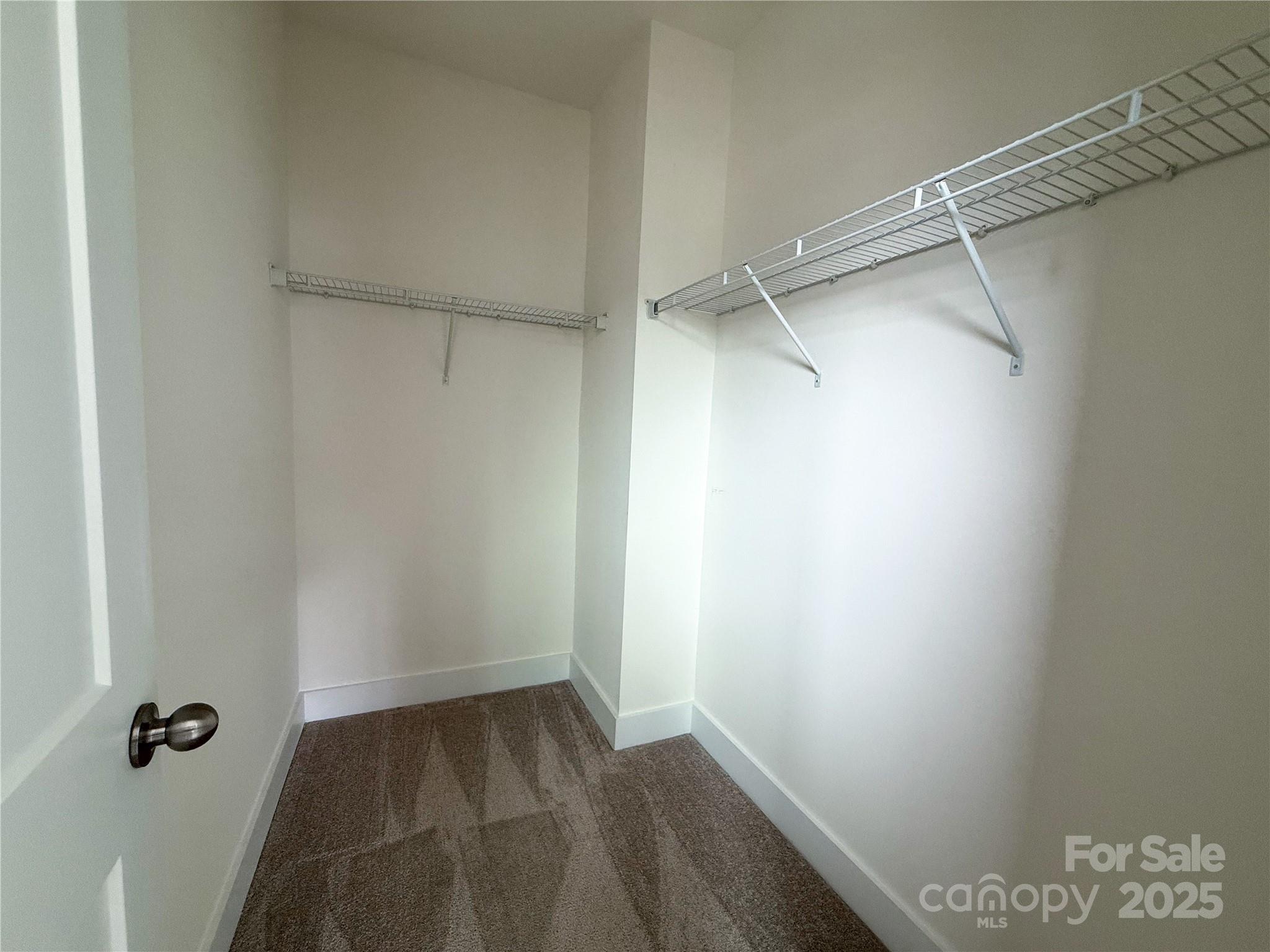 Huntersville, North Carolina, 28078, United States, 6 Bedrooms Bedrooms, ,5 BathroomsBathrooms,Residential,For Sale,1988370