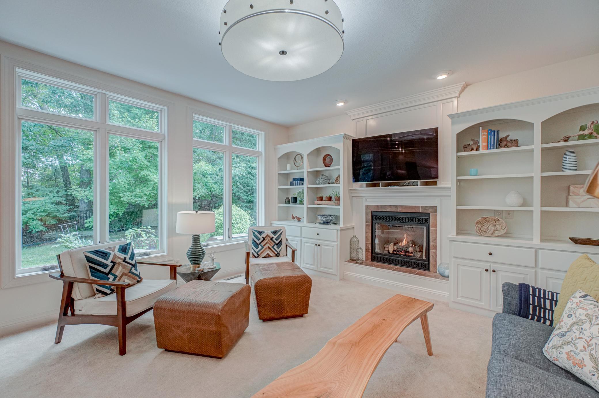 Eau Claire, Wisconsin, 54701, United States, 6 Bedrooms Bedrooms, ,2 BathroomsBathrooms,Residential,For Sale,1992855