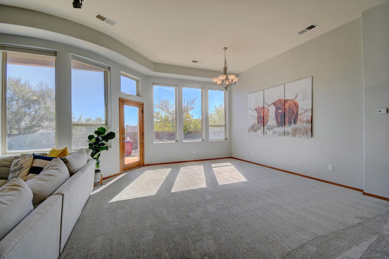 Albuquerque, New Mexico, 87120, United States, 4 Bedrooms Bedrooms, ,2 BathroomsBathrooms,Residential,For Sale,1972703