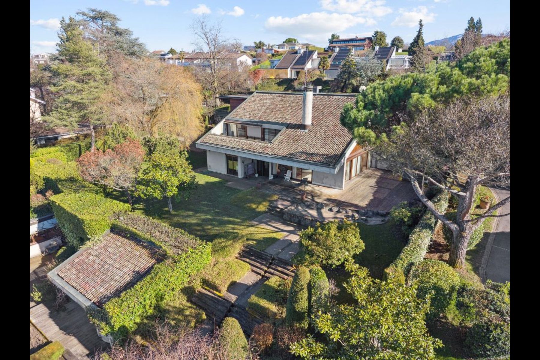  Beautiful property and lake view - 物件實景