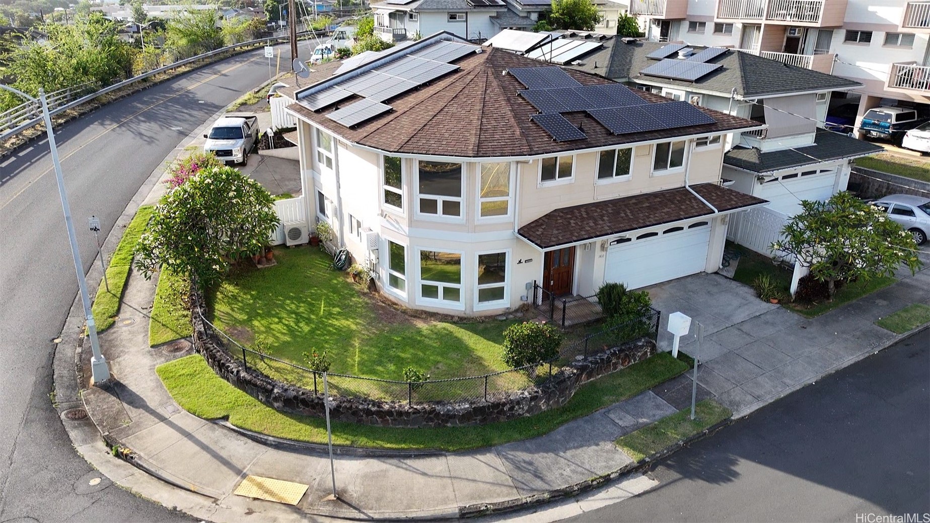 Honolulu, Hawaii, 96813, United States, 4 Bedrooms Bedrooms, ,3 BathroomsBathrooms,Residential,For Sale,1989434