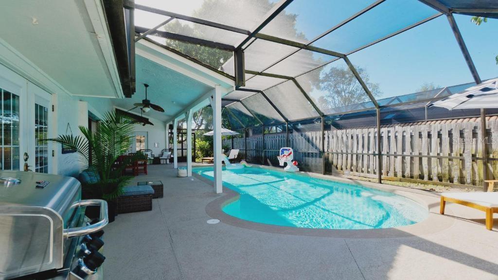 Bradenton, Florida, 34209, United States, 3 Bedrooms Bedrooms, ,4 BathroomsBathrooms,Residential,For Sale,1896605