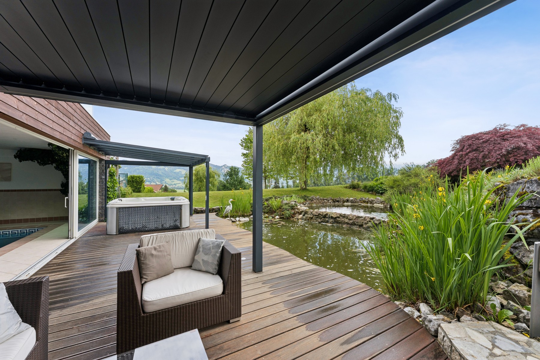  A magnificent, exceptional property located 10 minutes from Bulle and 20 minutes - 物件實景