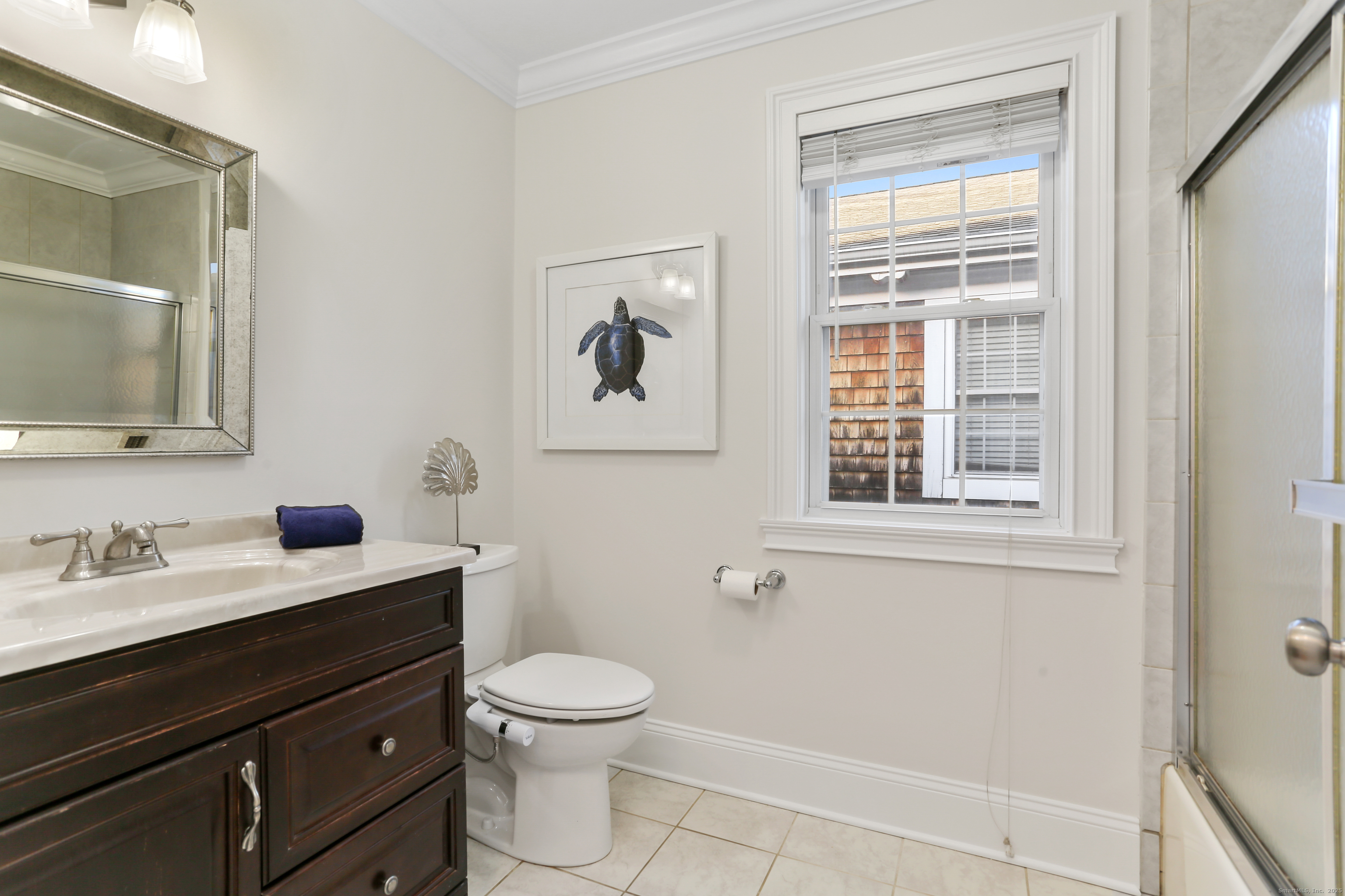 Fairfield, Connecticut, 06824, United States, 3 Bedrooms Bedrooms, ,3 BathroomsBathrooms,Residential,For Sale,2001723