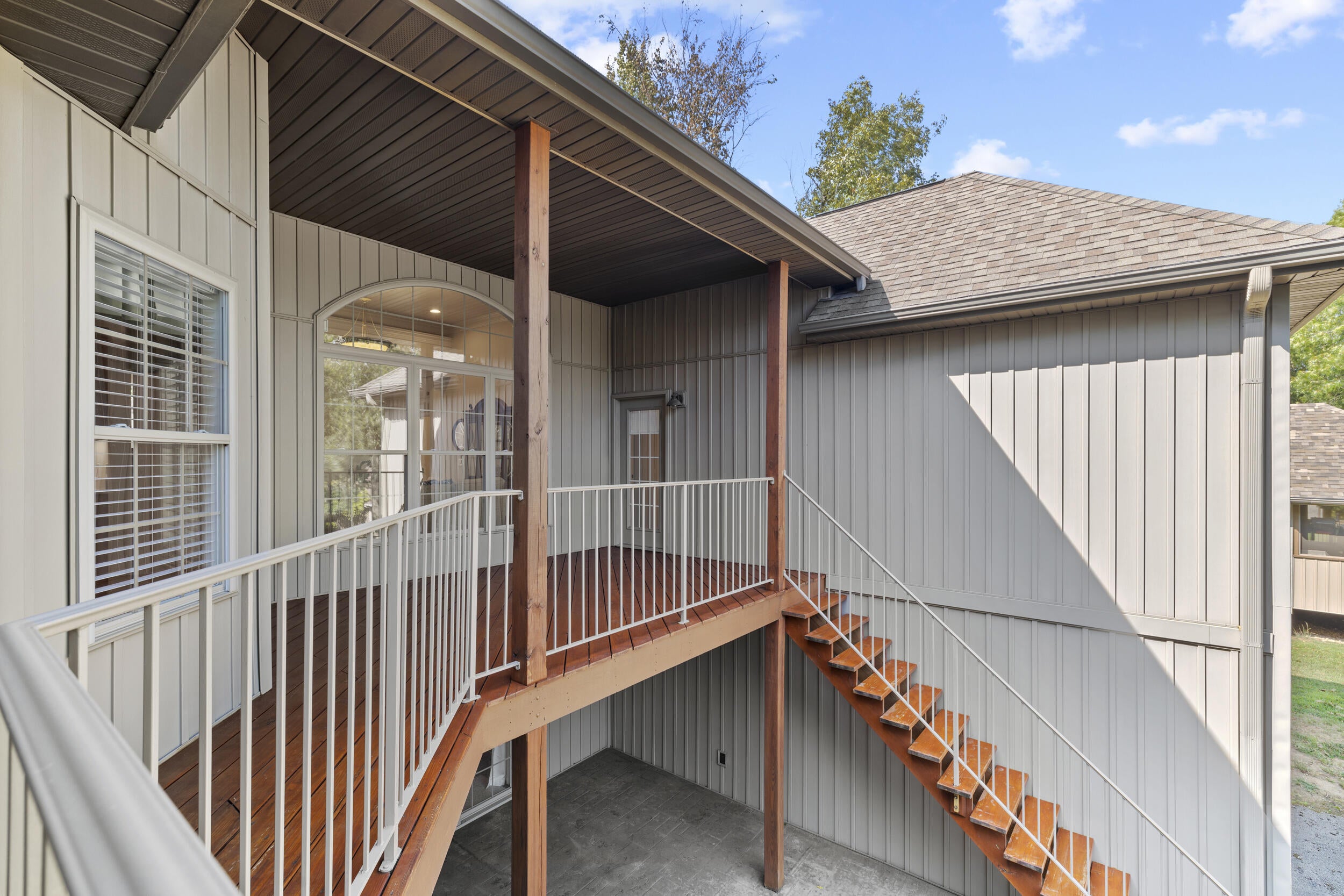 Kimberling City, Missouri, 65686, United States, 5 Bedrooms Bedrooms, ,4 BathroomsBathrooms,Residential,For Sale,1883483