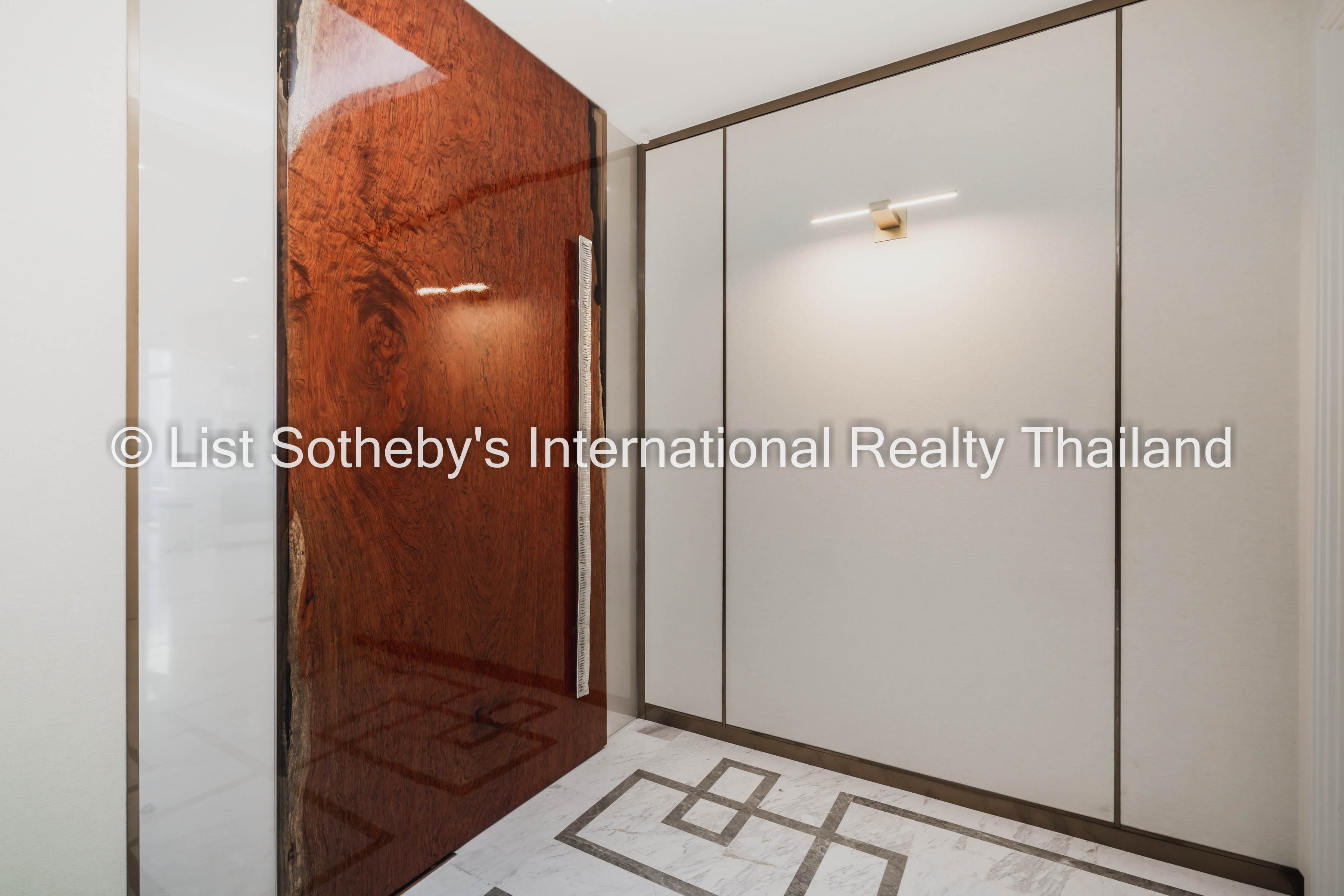  Four Seasons Private Residences - 物件實景