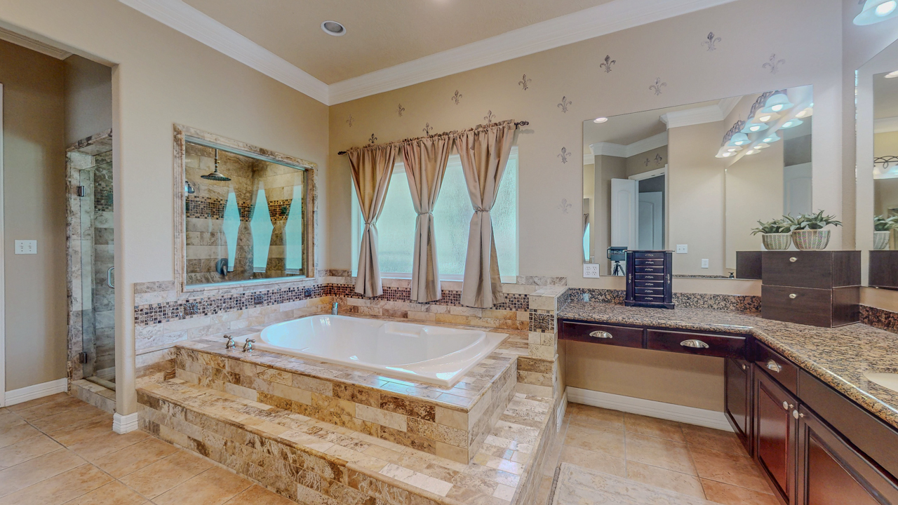 Orange, Texas, 77630, United States, 3 Bedrooms Bedrooms, ,5 BathroomsBathrooms,Residential,For Sale,1901539