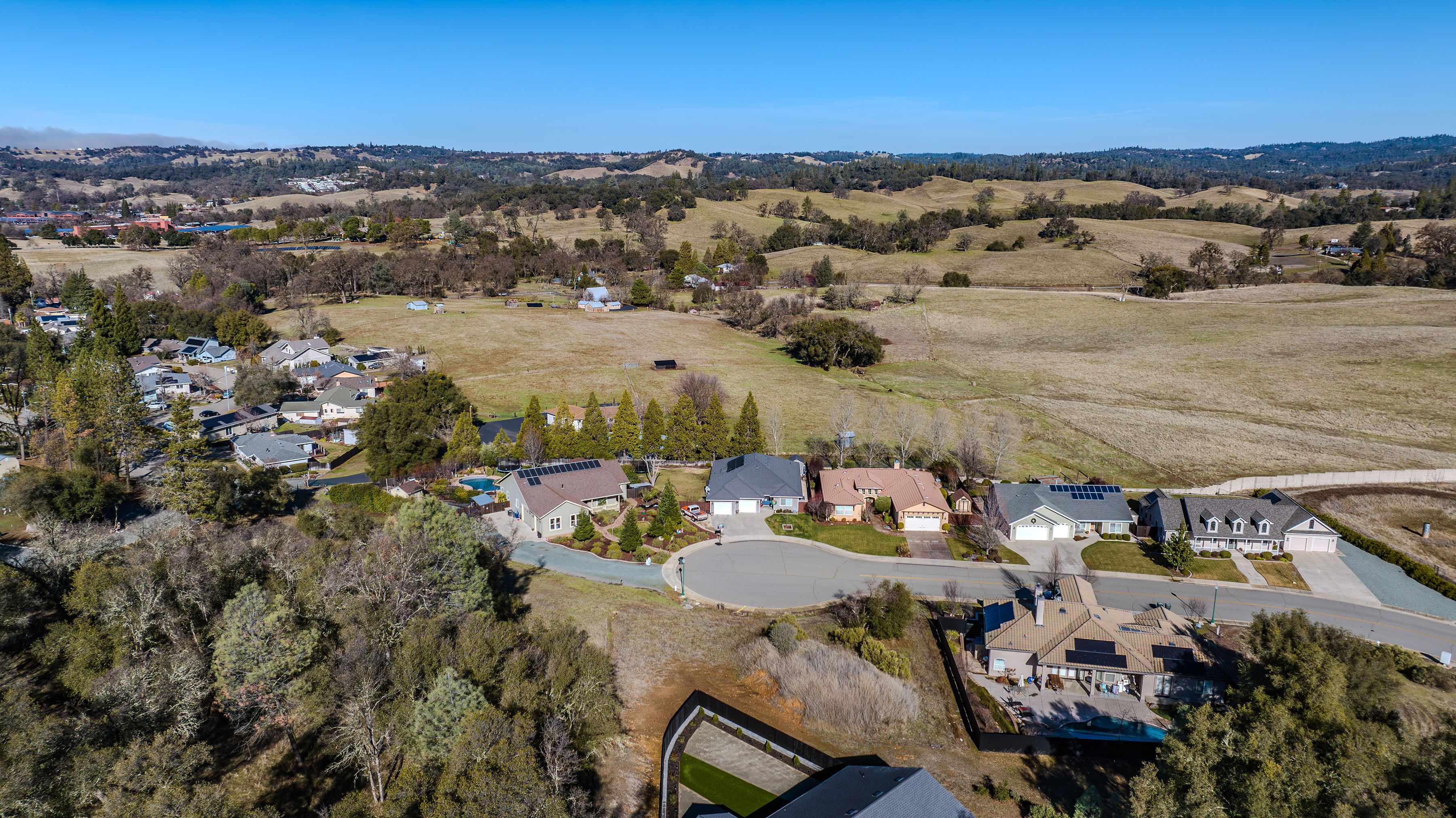  Desirable neighborhood lot ready for development - 物件實景