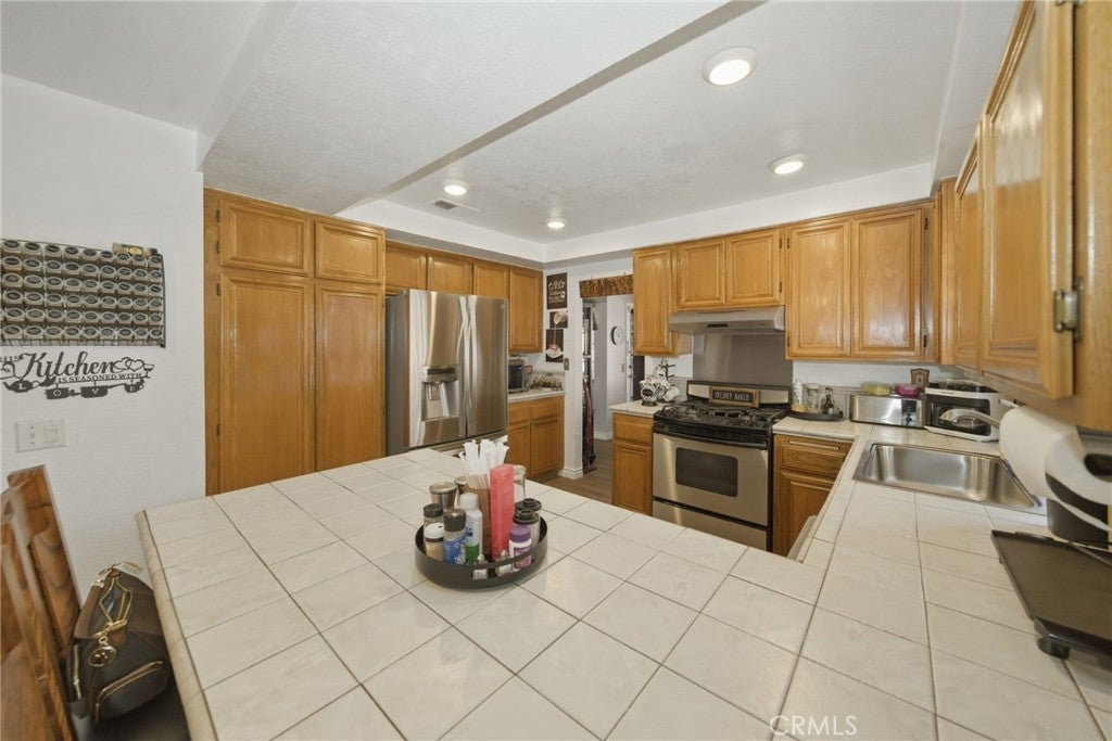 Moreno Valley, California, 92557, United States, 3 Bedrooms Bedrooms, ,2 BathroomsBathrooms,Residential,For Sale,2040659