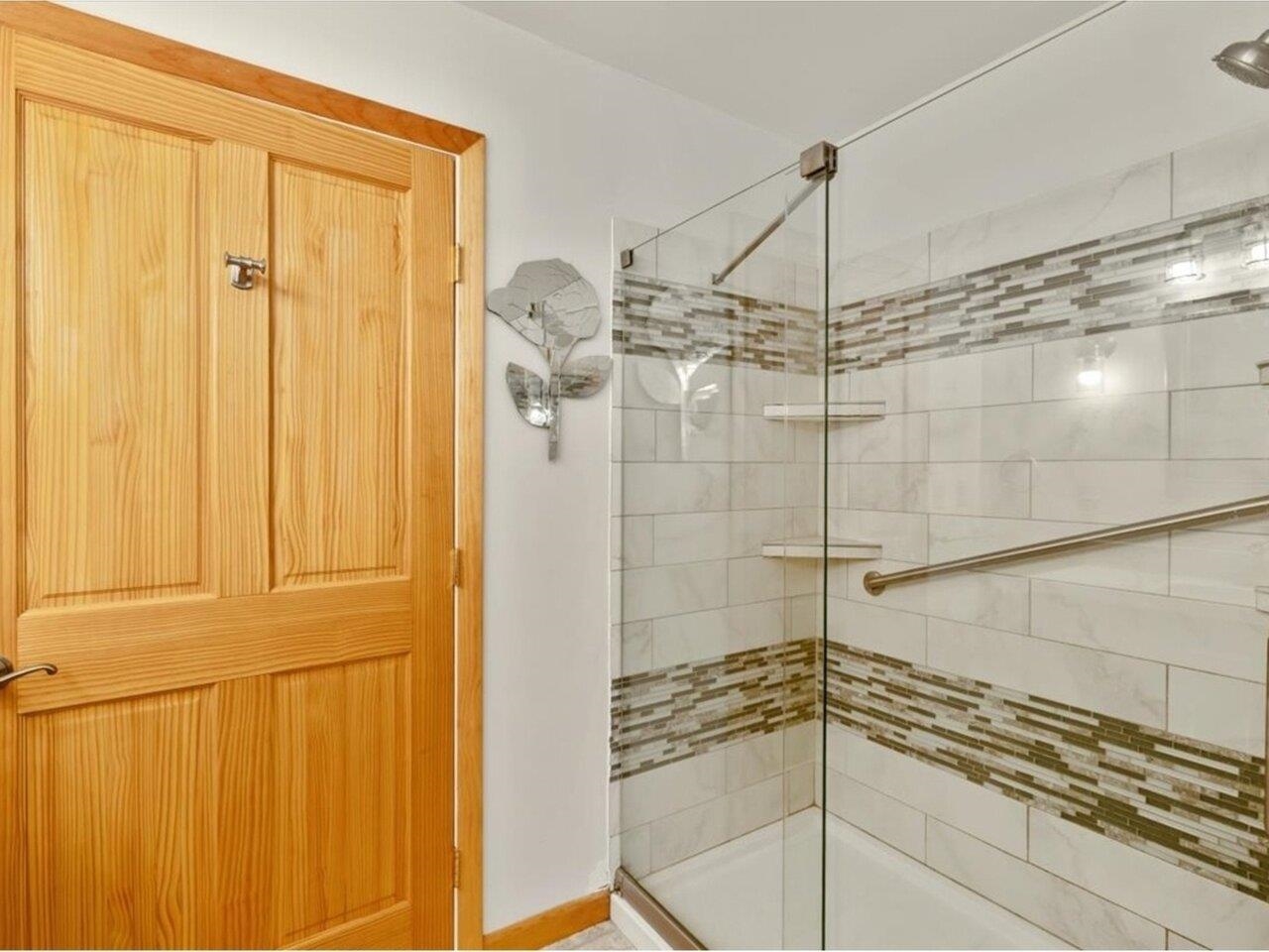 St. Albans Town, Vermont, 05478, United States, 4 Bedrooms Bedrooms, ,3 BathroomsBathrooms,Residential,For Sale,1970422