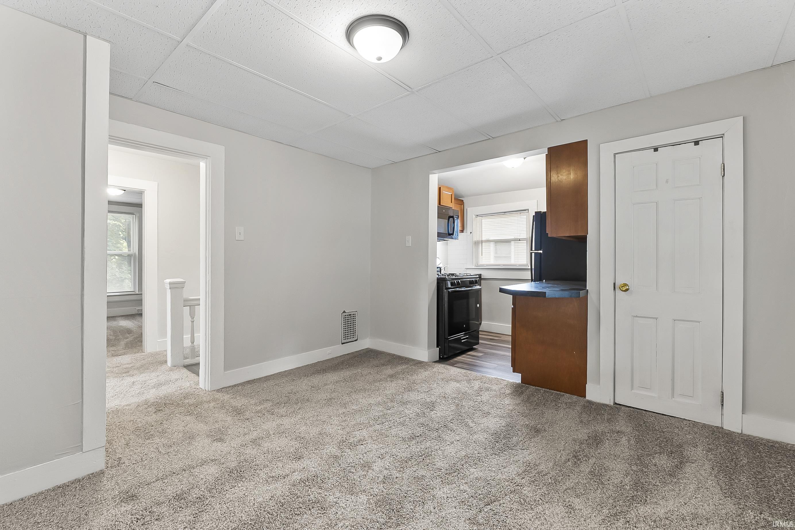 Fort Wayne, Indiana, 46805-3241, United States, 6 Bedrooms Bedrooms, ,4 BathroomsBathrooms,Residential,For Sale,1923084