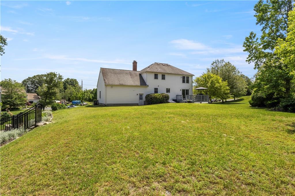 Bellingham, Massachusetts, 02019, United States, 3 Bedrooms Bedrooms, ,3 BathroomsBathrooms,Residential,For Sale,1978290