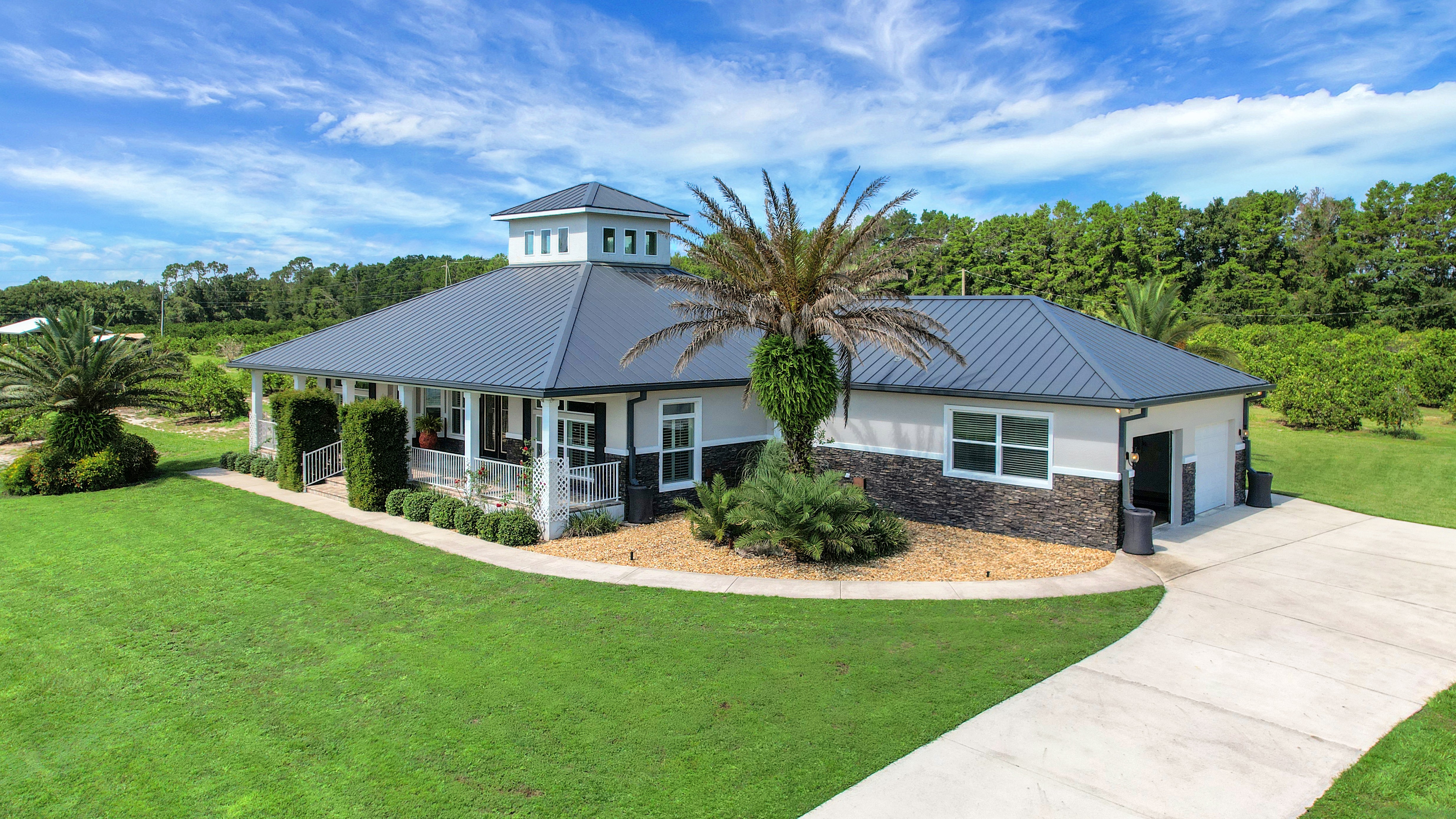Weirsdale, Florida, 32195, United States, 4 Bedrooms Bedrooms, ,3 BathroomsBathrooms,Residential,For Sale,1900688