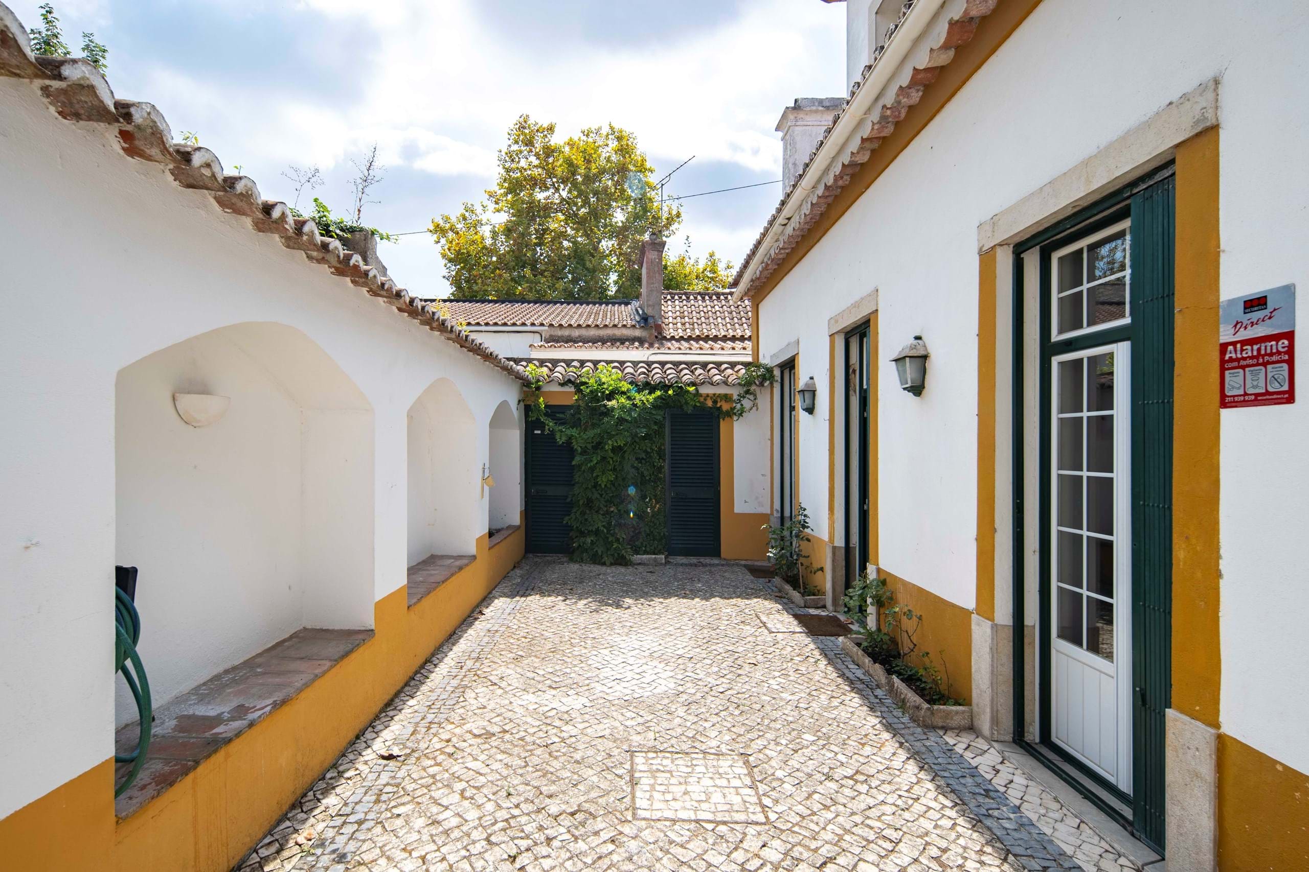 Setúbal, Setúbal, 2925- 002, PT, 3 Bedrooms Bedrooms, ,2 BathroomsBathrooms,Residential,For Sale,1708692