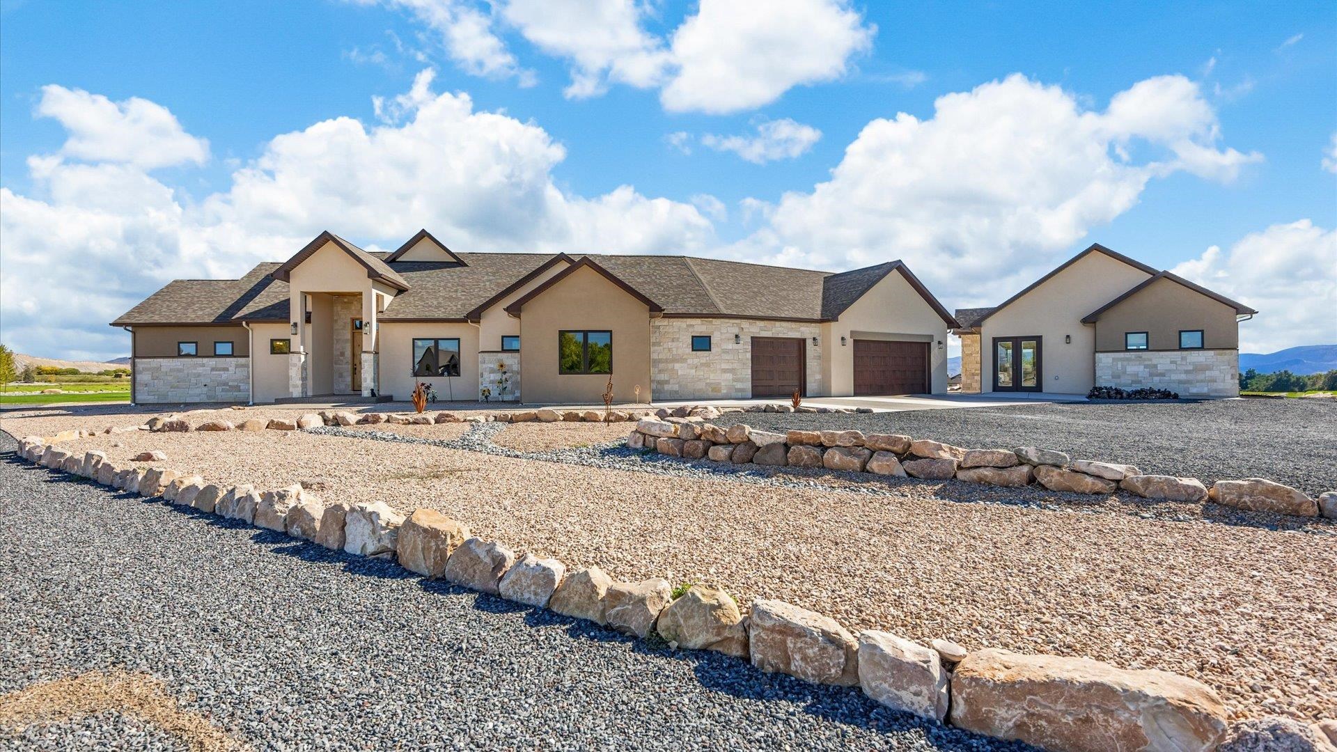 Grand Junction, Colorado, 81505, United States, 3 Bedrooms Bedrooms, ,3 BathroomsBathrooms,Residential,For Sale,1991667