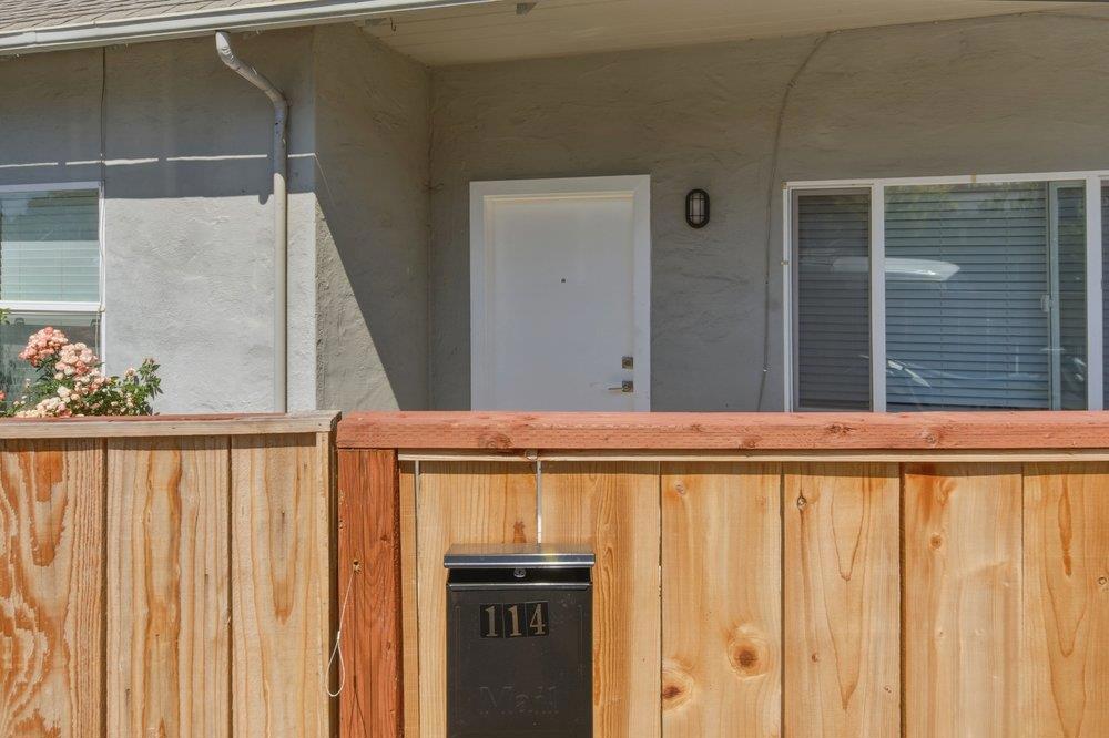 Santa Cruz, California, 95062, United States, ,Residential,For Sale,2048207