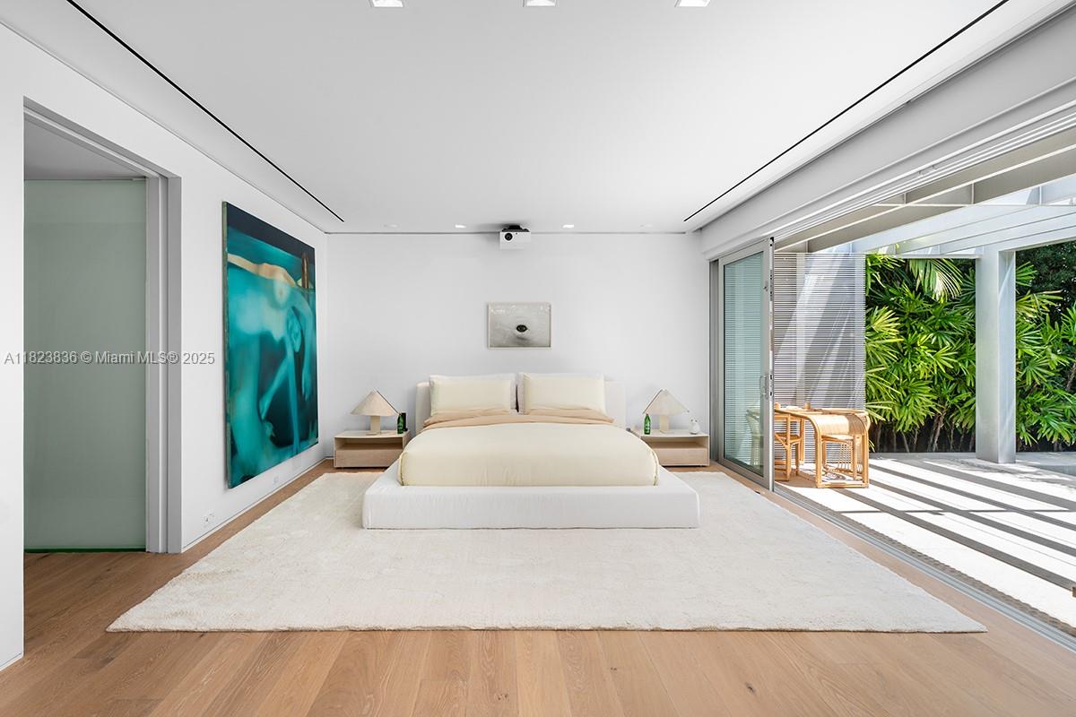 Miami Beach, Florida, 33141, United States, 4 Bedrooms Bedrooms, ,6 BathroomsBathrooms,Residential,For Sale,1862454