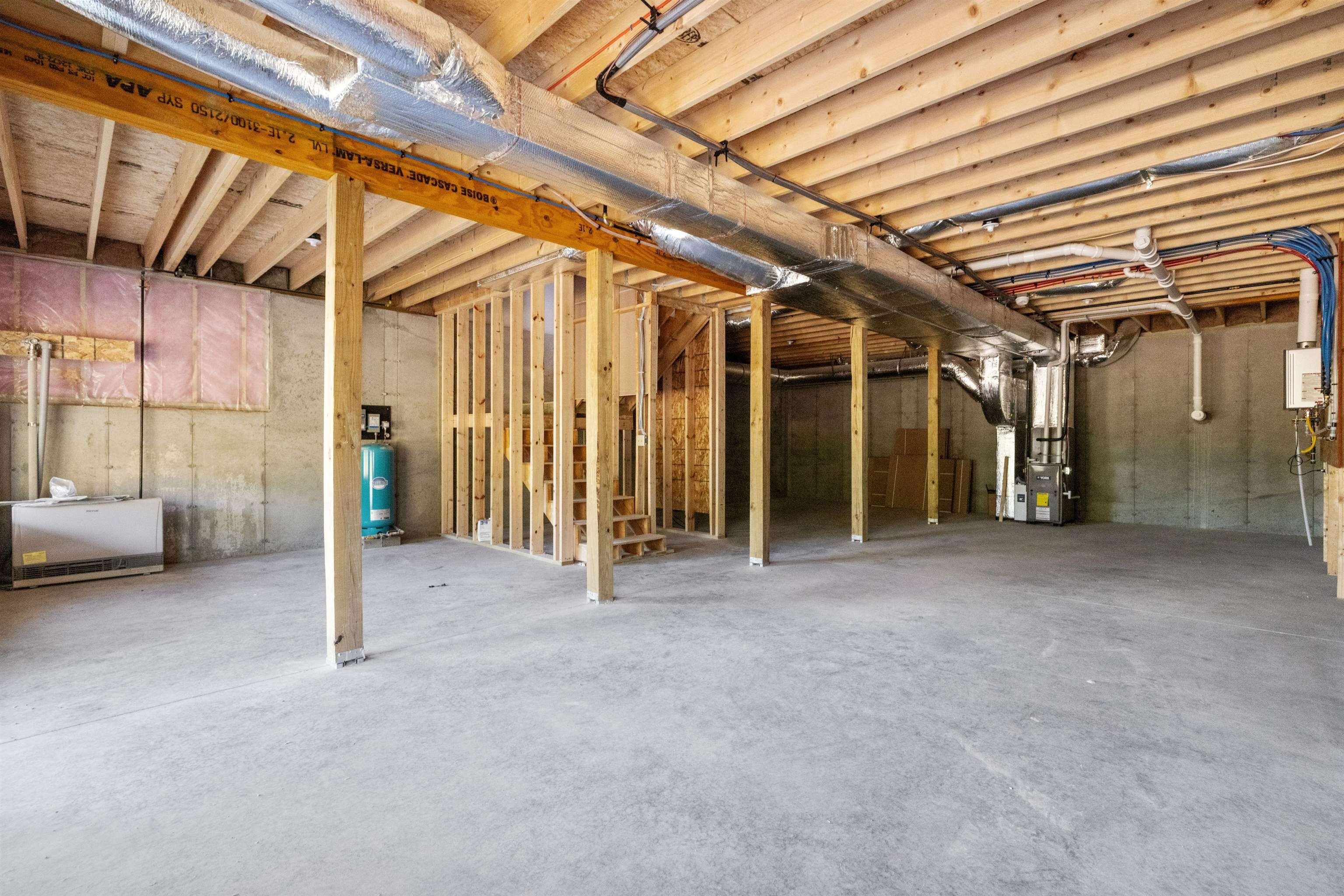 Thornton, New Hampshire, 03285, United States, 3 Bedrooms Bedrooms, ,3 BathroomsBathrooms,Residential,For Sale,1974292