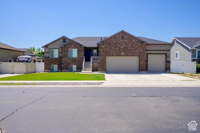 Hooper, Utah, 84315, United States, 5 Bedrooms Bedrooms, ,4 BathroomsBathrooms,Residential,For Sale,1929044