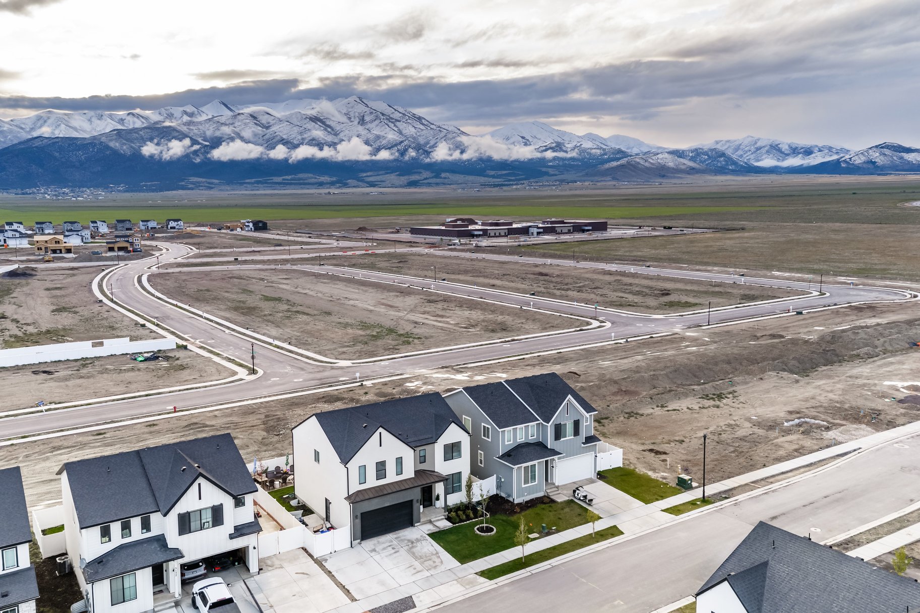  Better Than New Construction in Eagle Mountain, 2-Story with Finished Basement - 物件實景