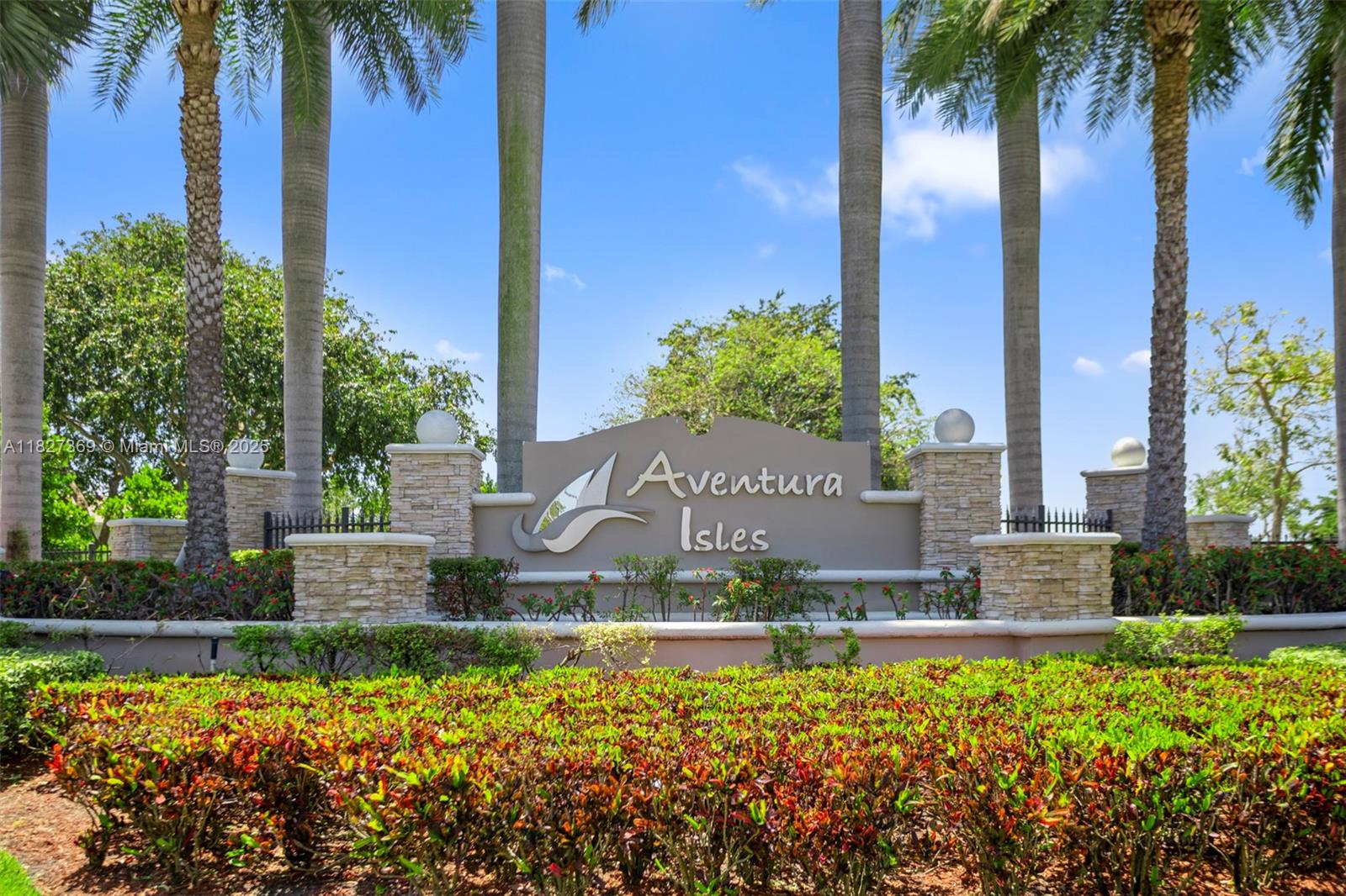 Miami, Florida, 33179, United States, 3 Bedrooms Bedrooms, ,3 BathroomsBathrooms,Residential,For Sale,1868662