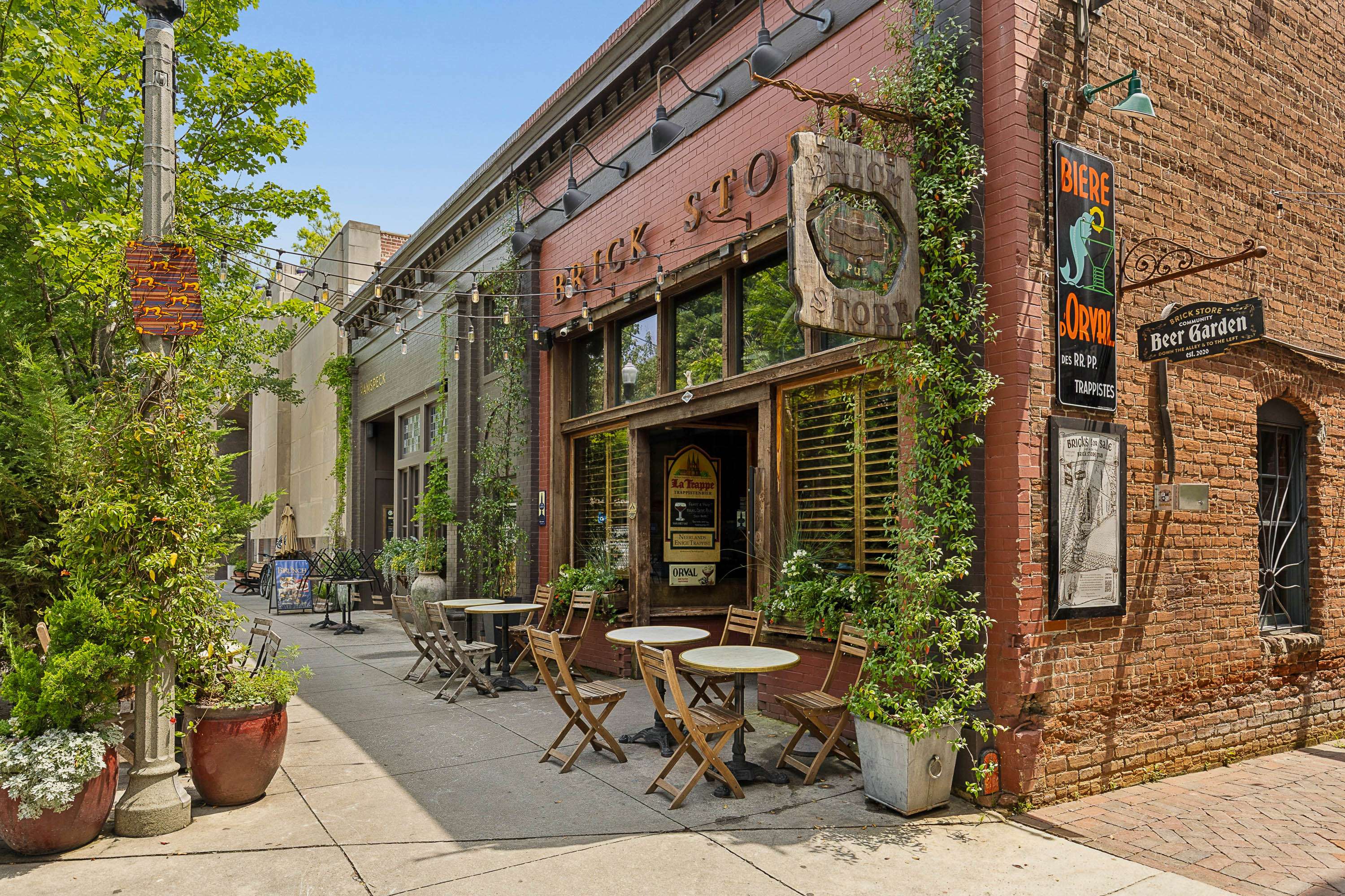  Stunning Townhome in Decatur