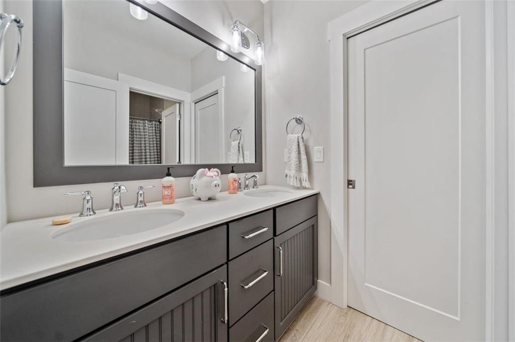 Woodstock, Georgia, 30188, United States, 4 Bedrooms Bedrooms, ,4 BathroomsBathrooms,Residential,For Sale,1695729