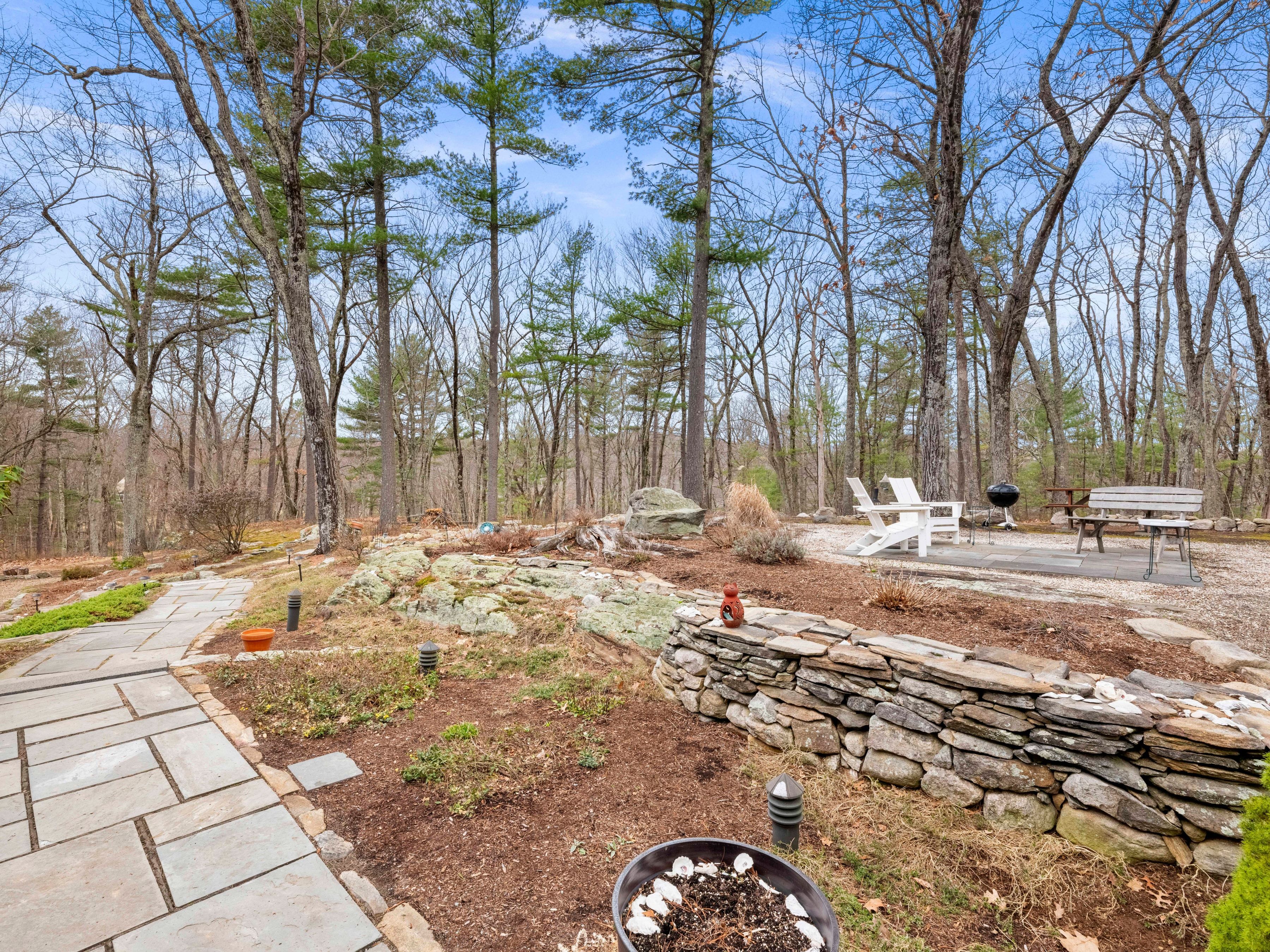  343 Sargent Road, Boxborough, MA 01719 - 物件實景