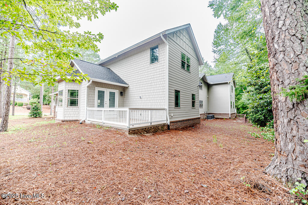 Pinehurst, North Carolina, 28374, United States, 4 Bedrooms Bedrooms, ,4 BathroomsBathrooms,Residential,For Sale,1895891