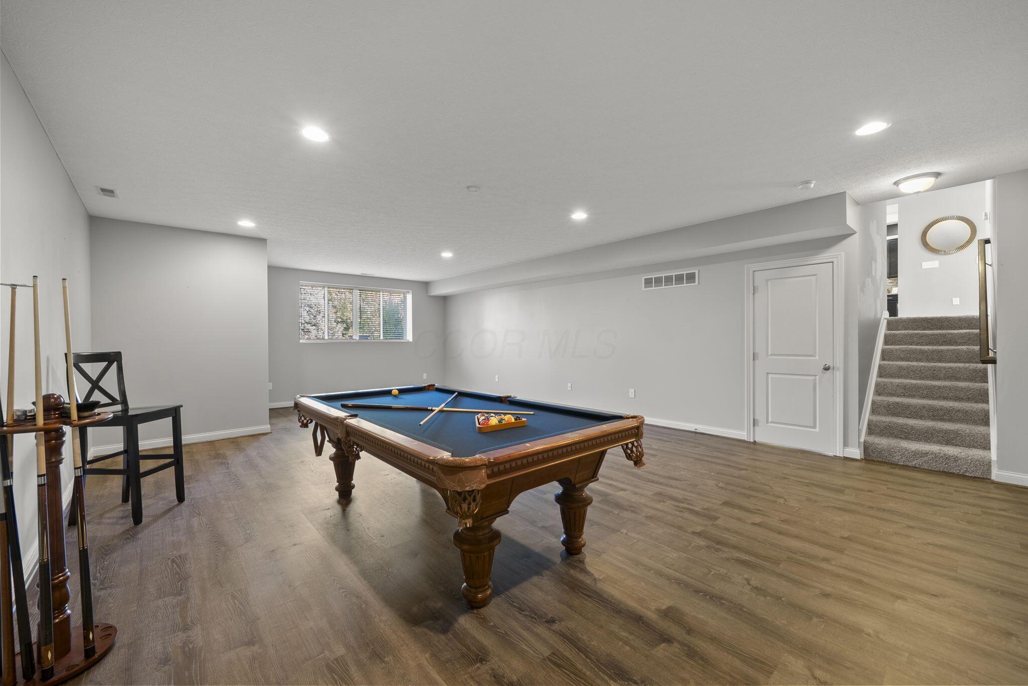 Powell, Ohio, 43065, United States, 5 Bedrooms Bedrooms, ,5 BathroomsBathrooms,Residential,For Sale,1988967