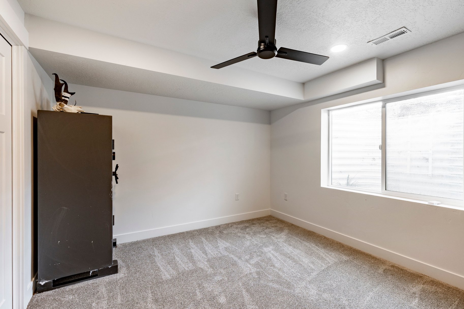  Beautifully Upgraded Townhome - 物件實景