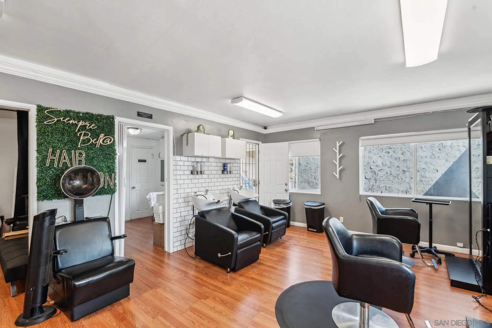 National City, California, 91950, United States, 5 Bedrooms Bedrooms, ,2 BathroomsBathrooms,Residential,For Sale,1895811