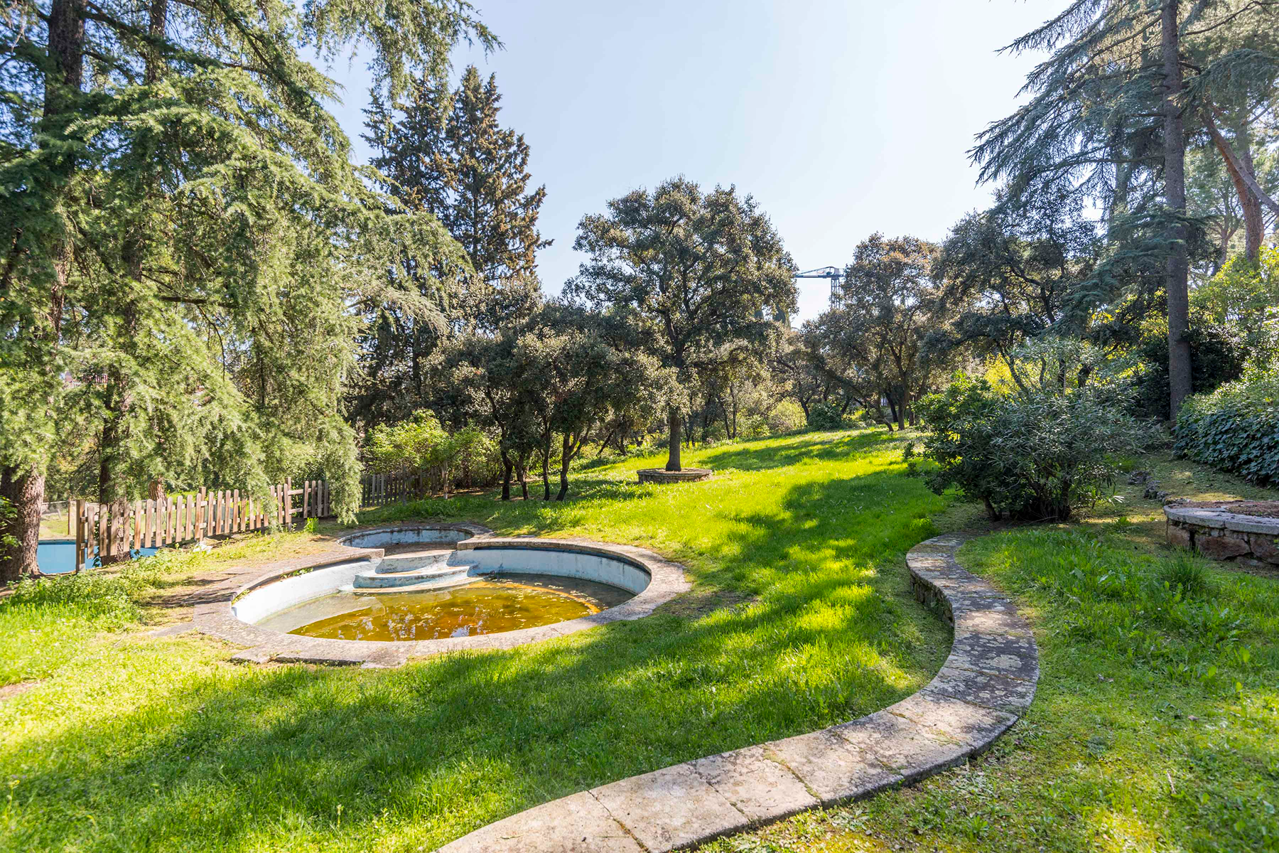  Wonderful hectare plot in La Moraleja - 物件實景