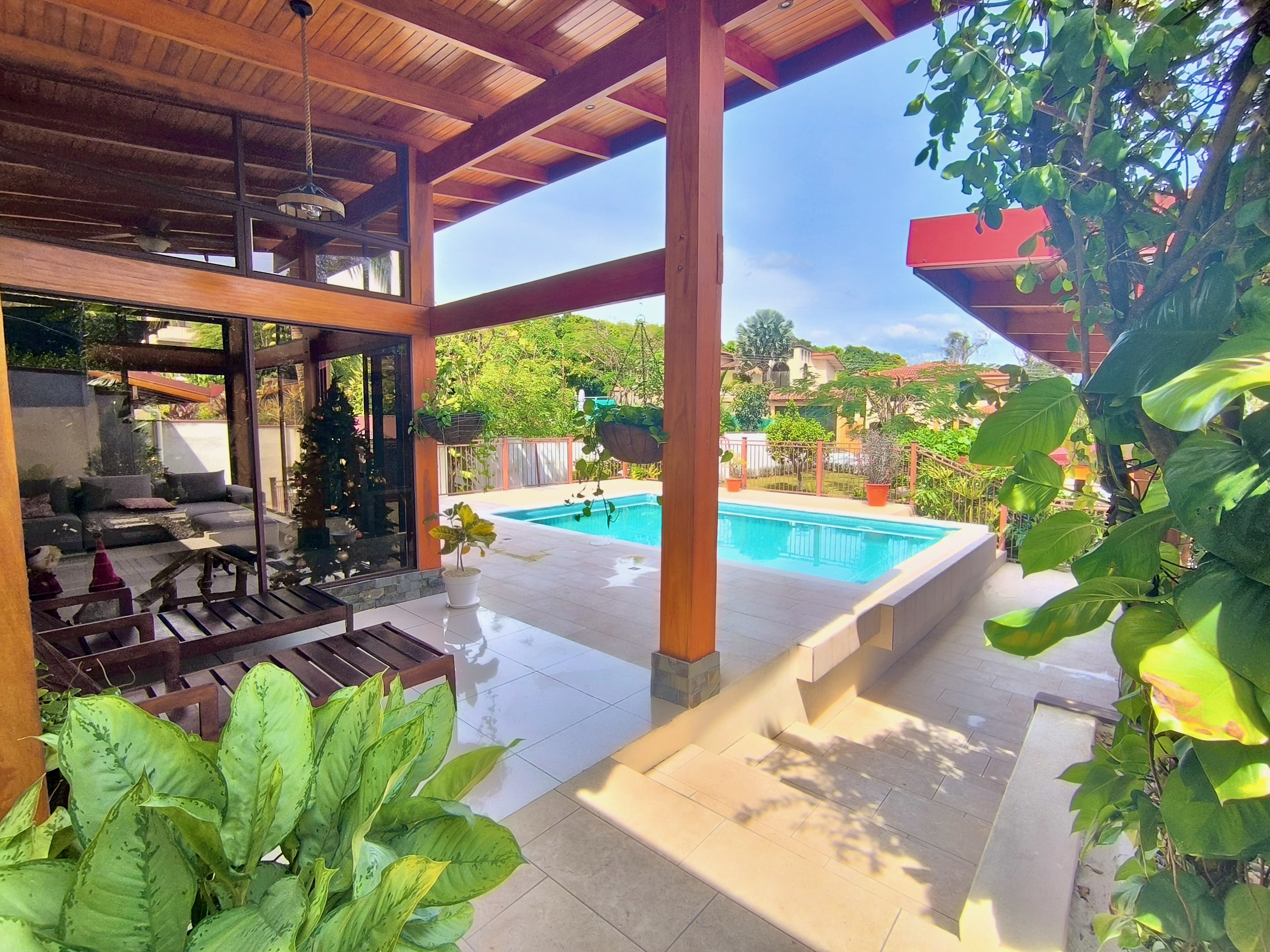 Atenas, Alajuela, CR, 4 Bedrooms Bedrooms, ,4 BathroomsBathrooms,Residential,For Sale,1687102