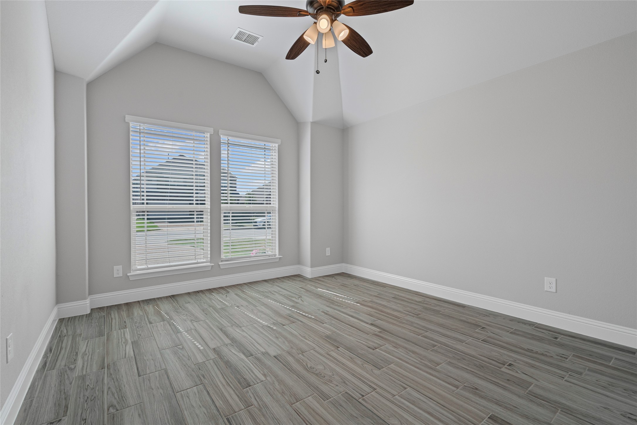 Melissa, Texas, 75454, United States, 4 Bedrooms Bedrooms, ,3 BathroomsBathrooms,Residential,For Sale,1994825