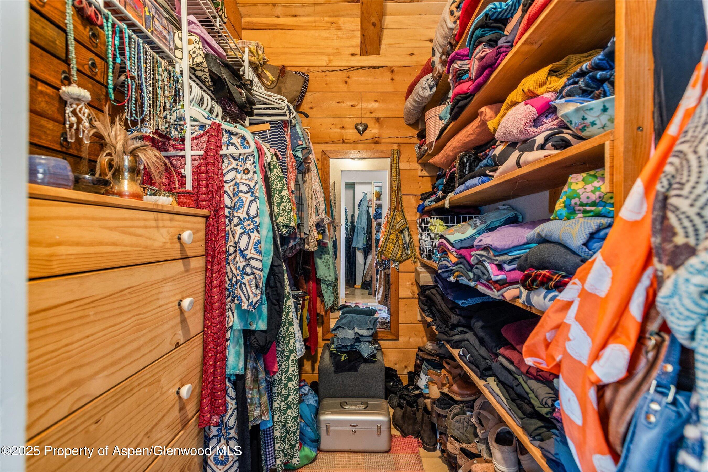 Carbondale, Colorado, 81623, United States, 3 Bedrooms Bedrooms, ,2 BathroomsBathrooms,Residential,For Sale,1989332