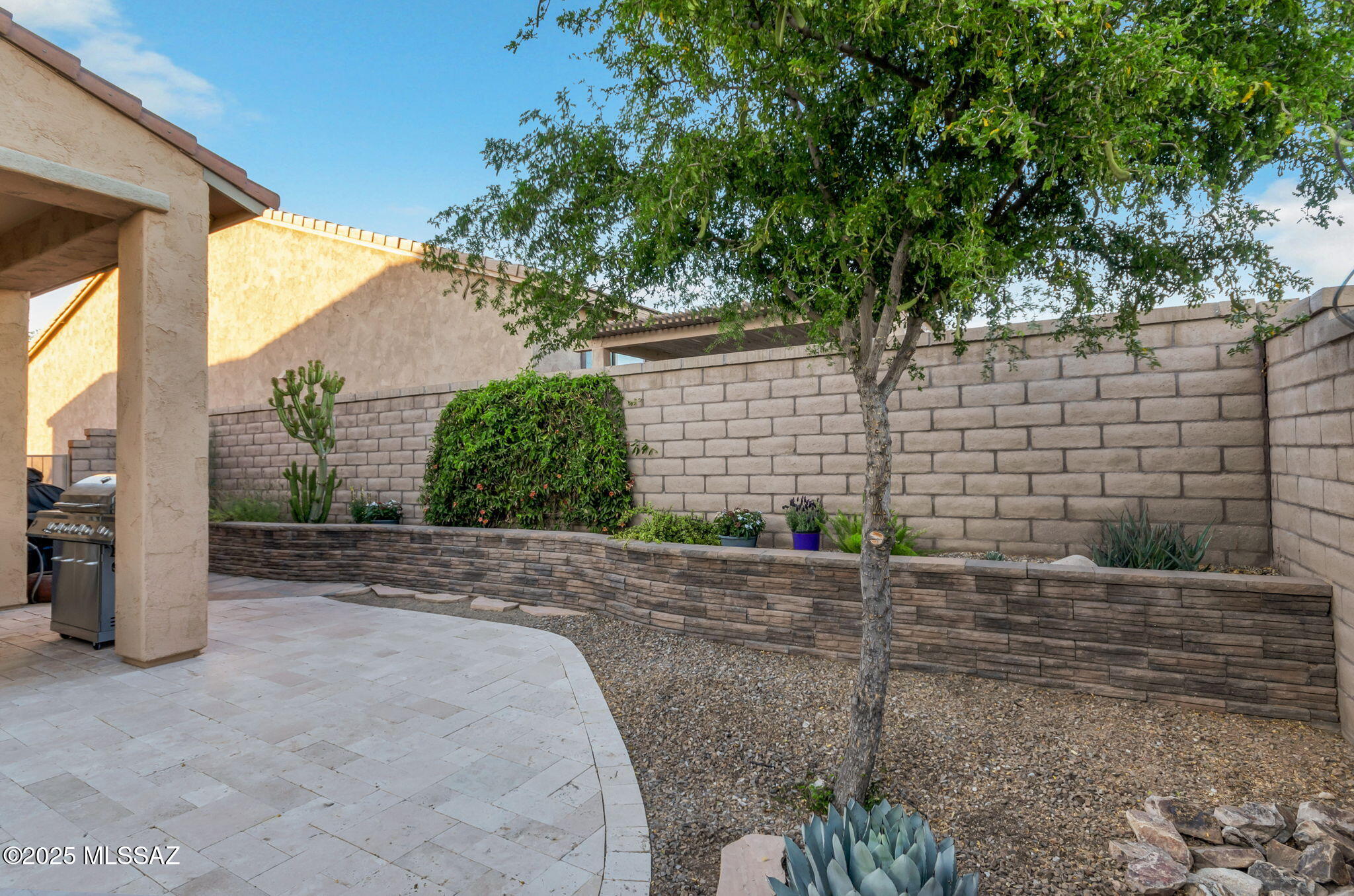 Marana, Arizona, 85658, United States, 3 Bedrooms Bedrooms, ,3 BathroomsBathrooms,Residential,For Sale,1947044