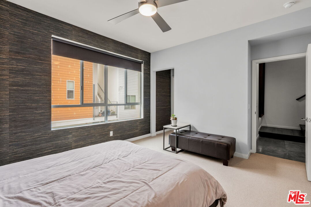 Los Angeles, California, 90026, United States, 3 Bedrooms Bedrooms, ,4 BathroomsBathrooms,Residential,For Sale,1994588