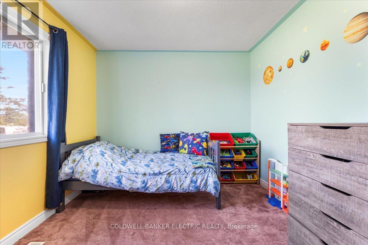 PRINCE EDWARD COUNTY (AMELIASBURG WARD), Ontario, K0K 1A0, CA, 5 Bedrooms Bedrooms, ,2 BathroomsBathrooms,Residential,For Sale,1867641
