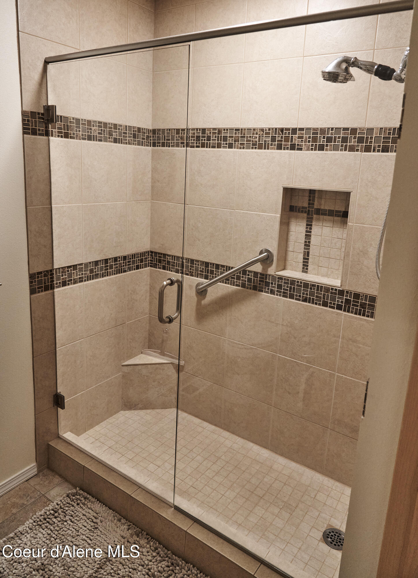 Hauser, Idaho, 83854, United States, 3 Bedrooms Bedrooms, ,3 BathroomsBathrooms,Residential,For Sale,1974734