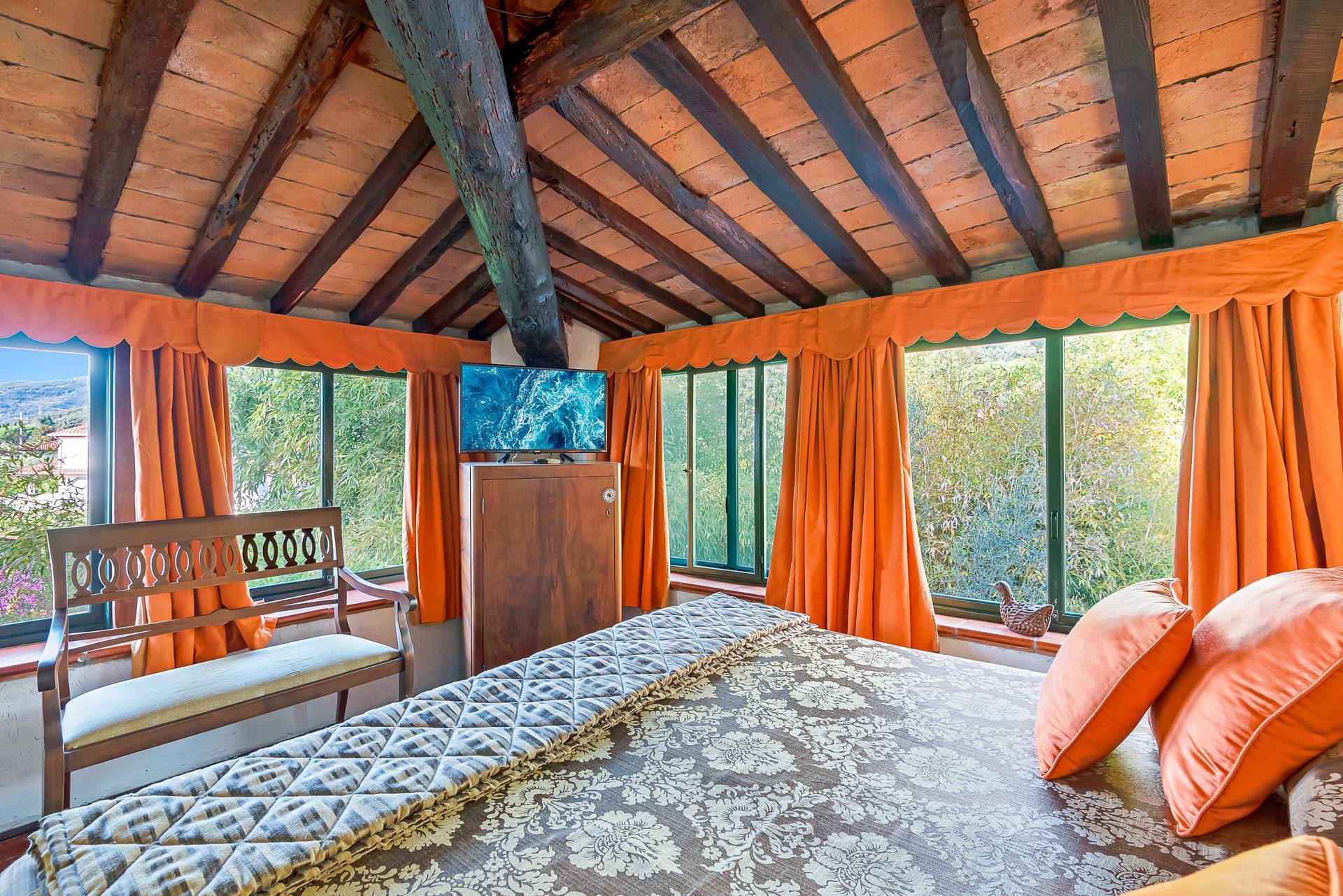 Massarosa, Lucca, 55054, IT, 8 Bedrooms Bedrooms, ,8 BathroomsBathrooms,Residential,For Sale,1990966