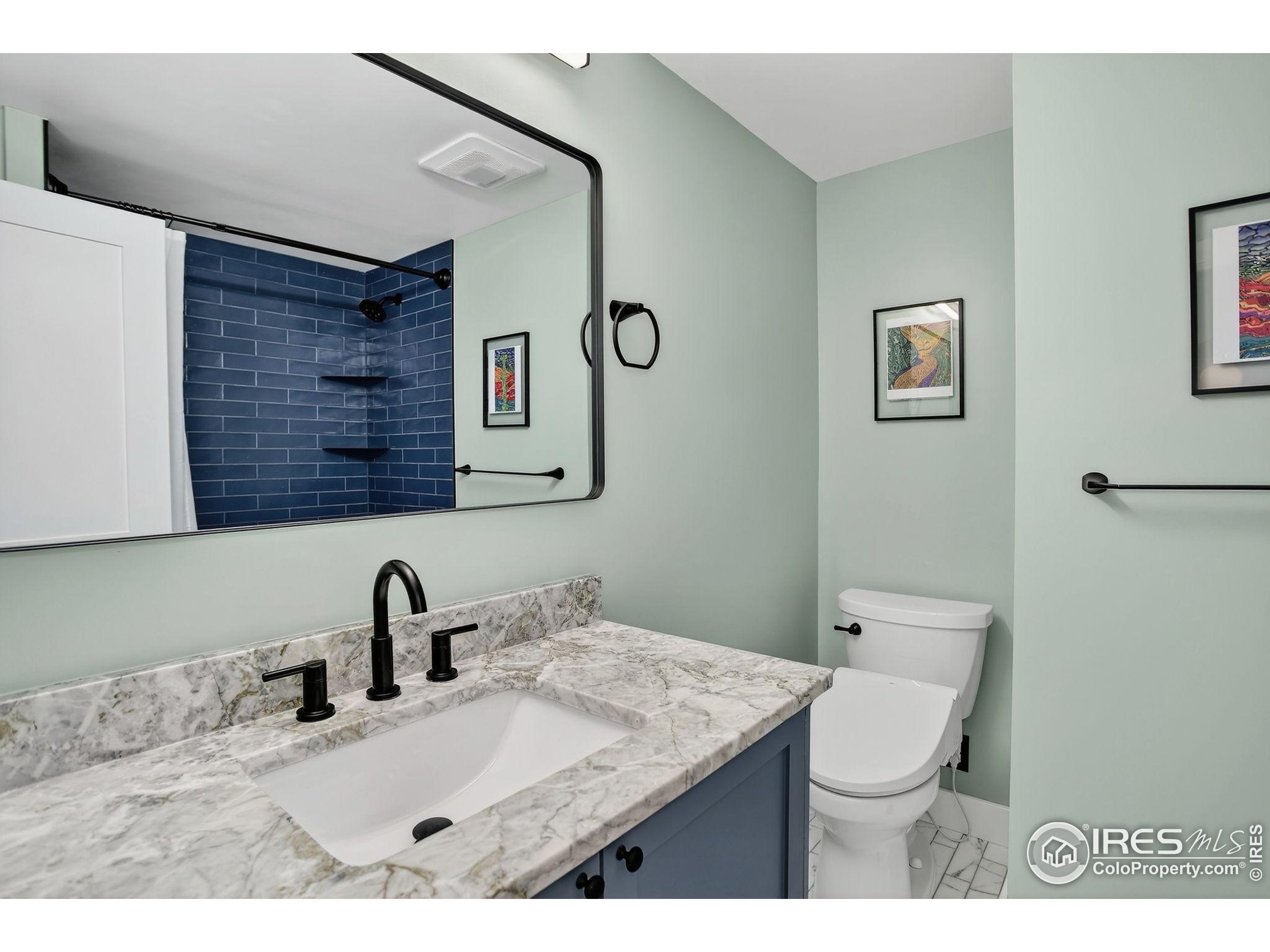 Longmont, Colorado, 80501, United States, 3 Bedrooms Bedrooms, ,2 BathroomsBathrooms,Residential,For Sale,1988284