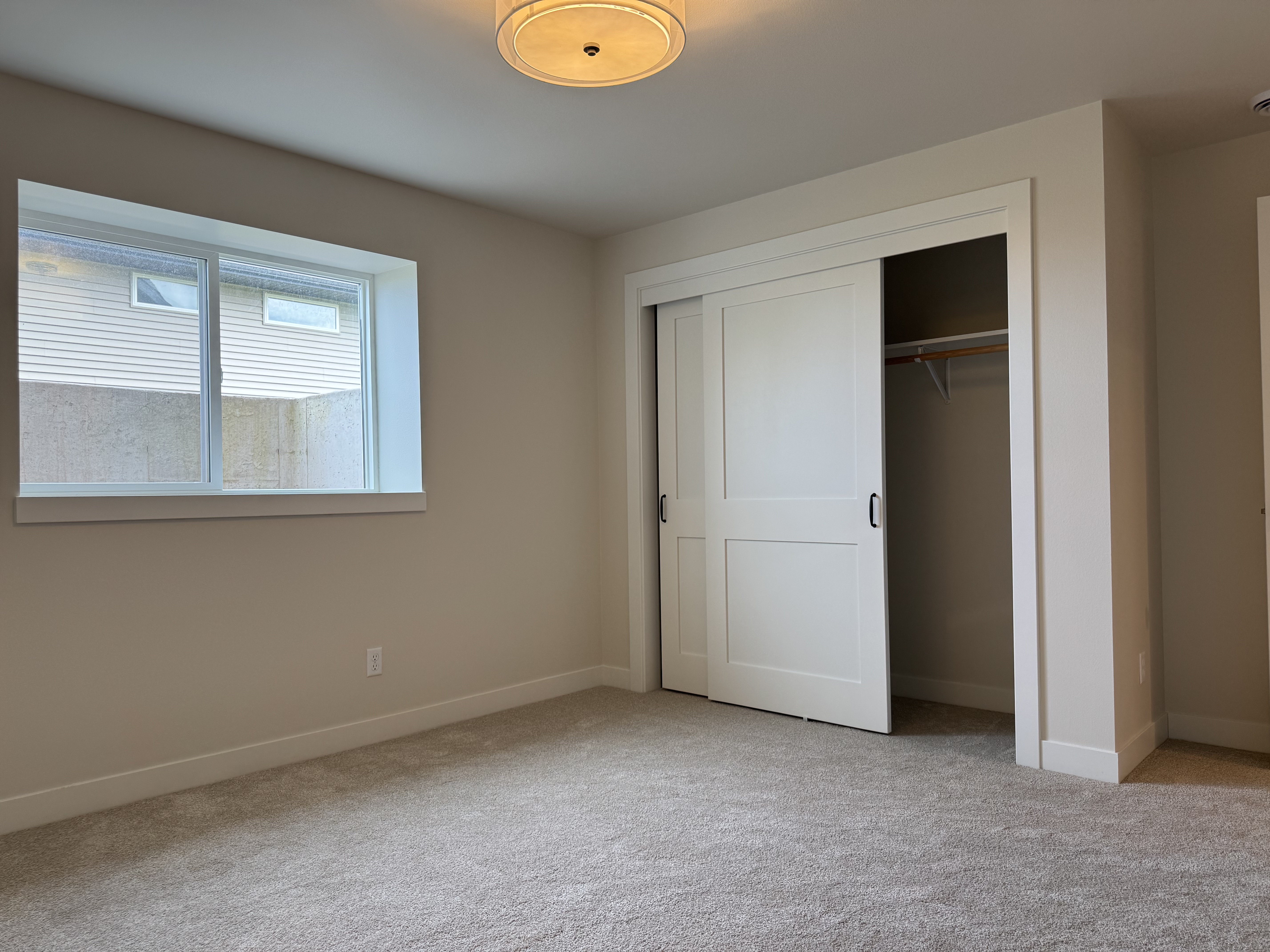 Sheboygan, Wisconsin, 53081, United States, 4 Bedrooms Bedrooms, ,3 BathroomsBathrooms,Residential,For Sale,1967006