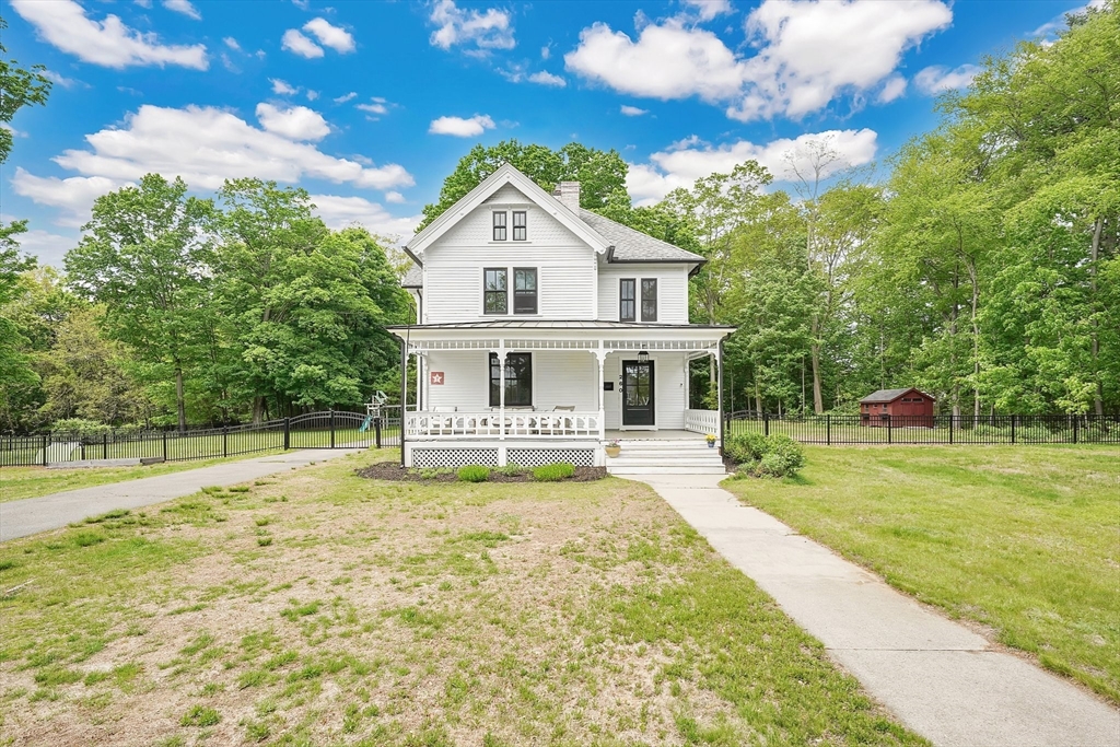Longmeadow, Massachusetts, 01106, United States, 5 Bedrooms Bedrooms, ,2 BathroomsBathrooms,Residential,For Sale,1819173