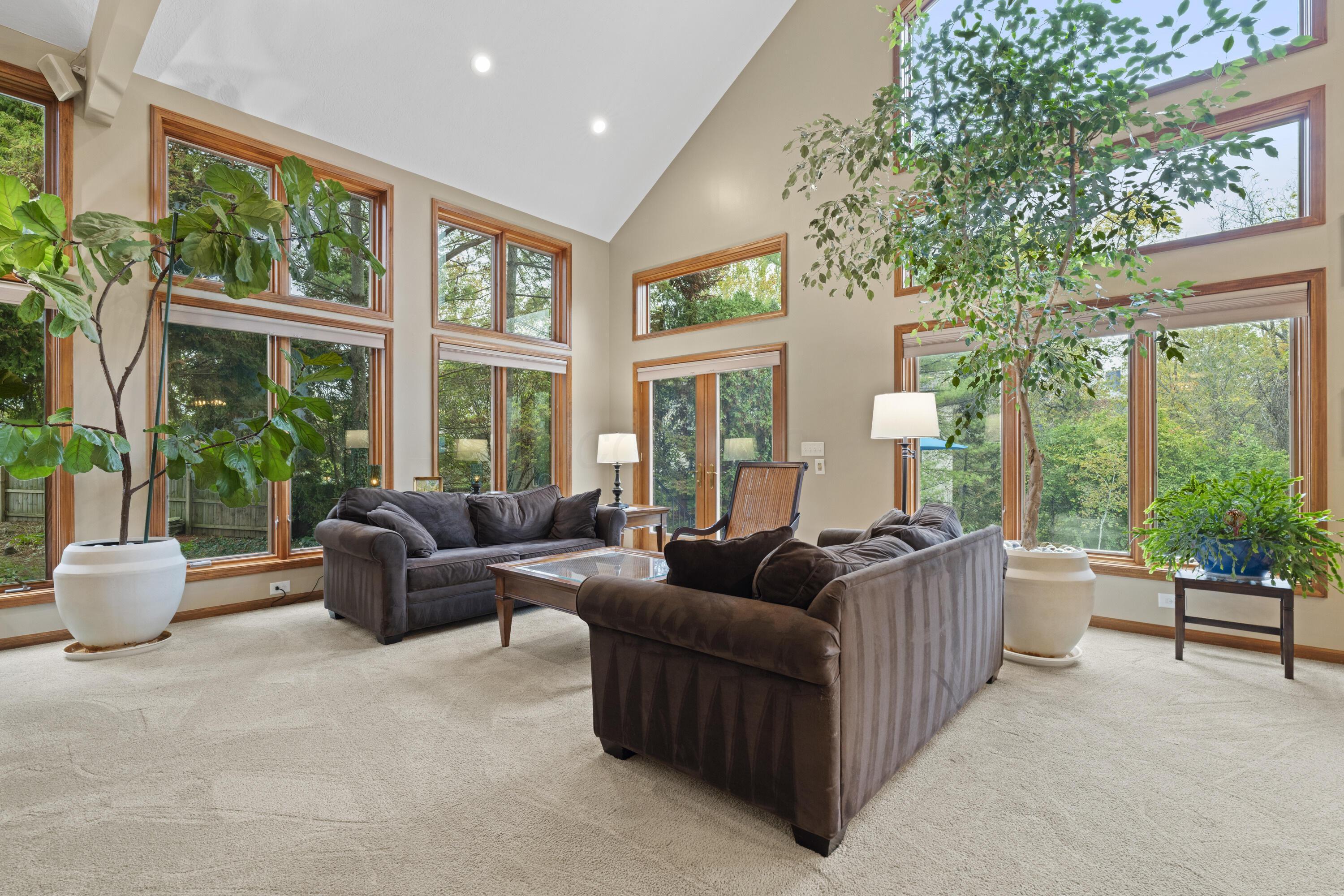 Columbus, Ohio, 43230, United States, 4 Bedrooms Bedrooms, ,4 BathroomsBathrooms,Residential,For Sale,1970472