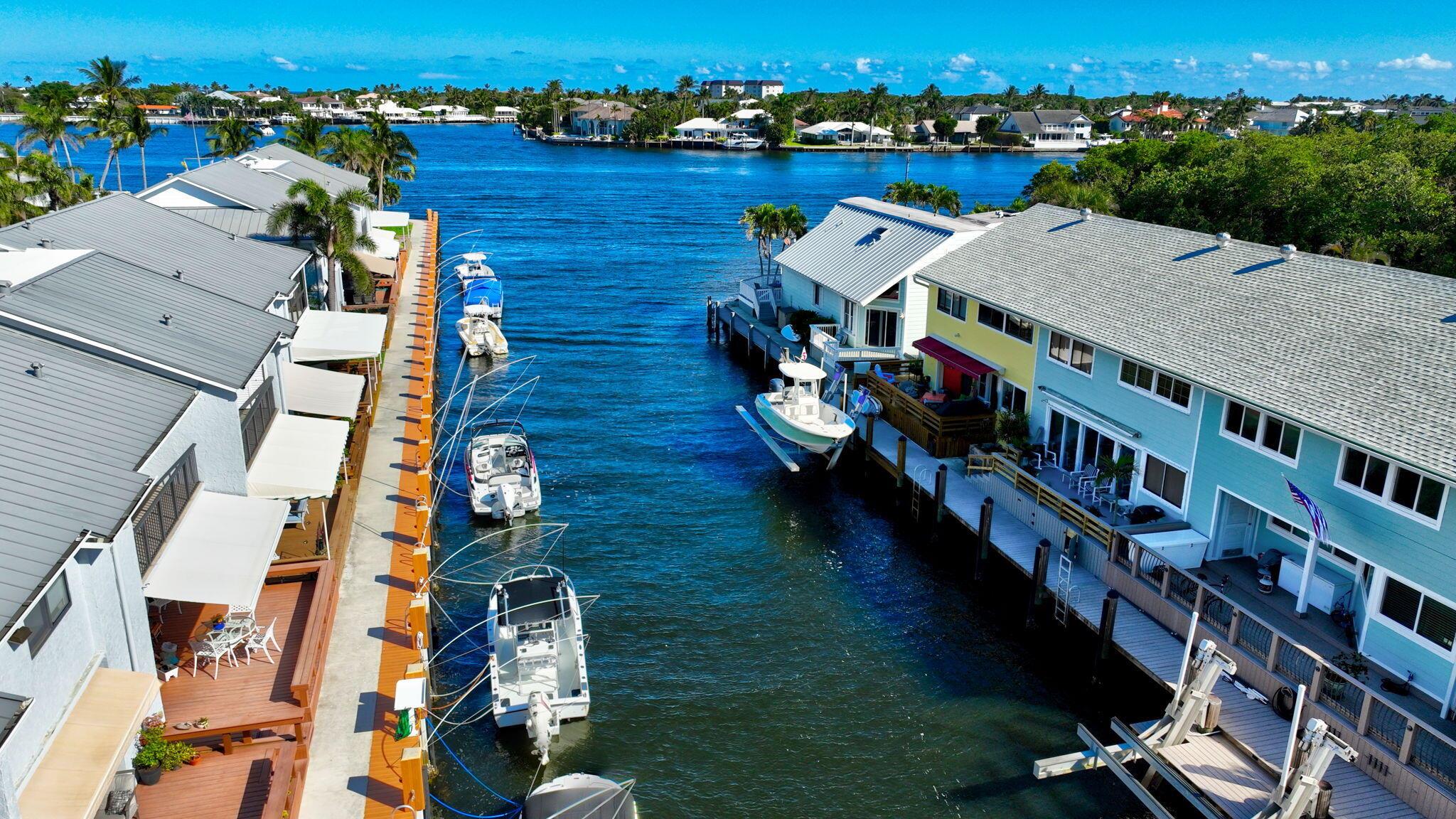 Boynton Beach, Florida, 33435, United States, 2 Bedrooms Bedrooms, ,3 BathroomsBathrooms,Residential,For Sale,1927808