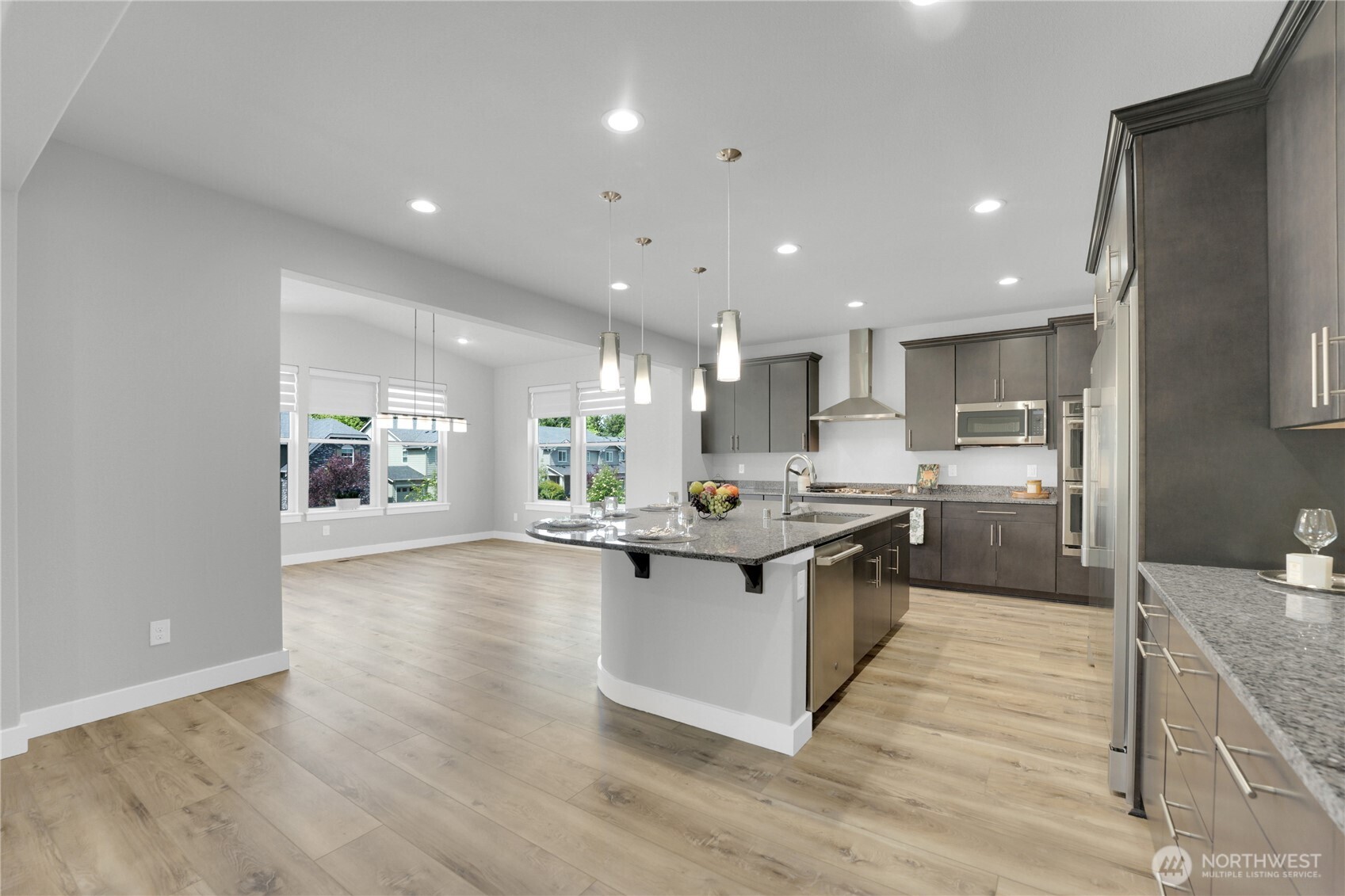 Bonney Lake, Washington, 98391, United States, 5 Bedrooms Bedrooms, ,3 BathroomsBathrooms,Residential,For Sale,1916895