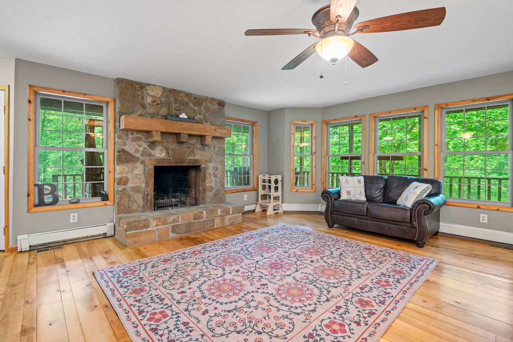 Marengo, Ohio, 43334, United States, 5 Bedrooms Bedrooms, ,3 BathroomsBathrooms,Residential,For Sale,2048859