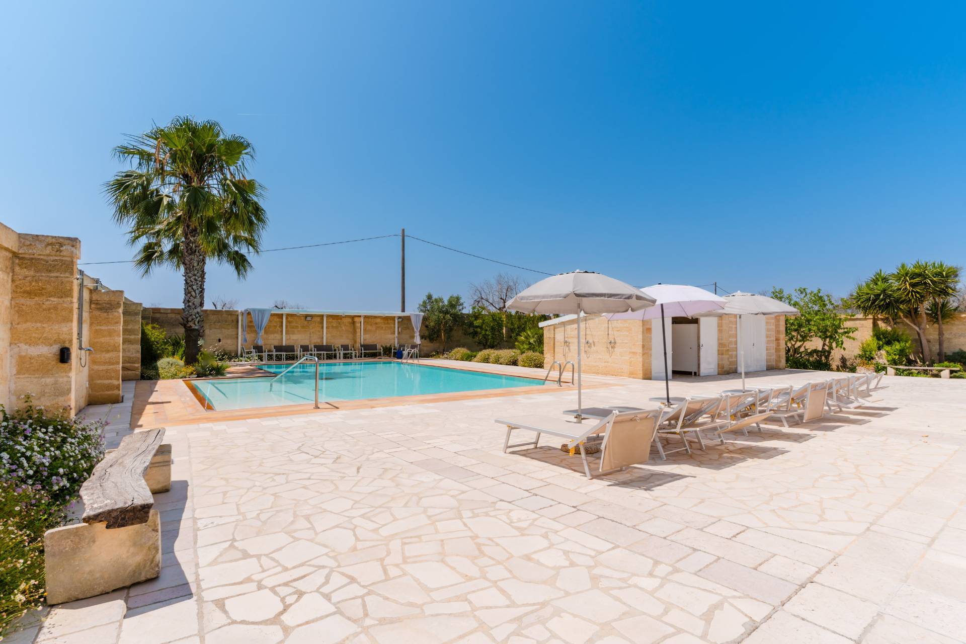 Ruffano, Lecce, 73049, IT, 4 Bedrooms Bedrooms, ,4 BathroomsBathrooms,Residential,For Sale,1892683