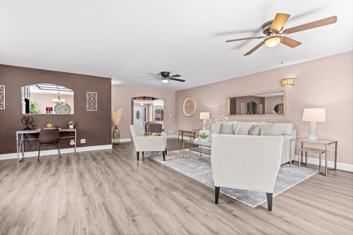 Hollister, California, 95023, United States, 3 Bedrooms Bedrooms, ,2 BathroomsBathrooms,Residential,For Sale,1903543